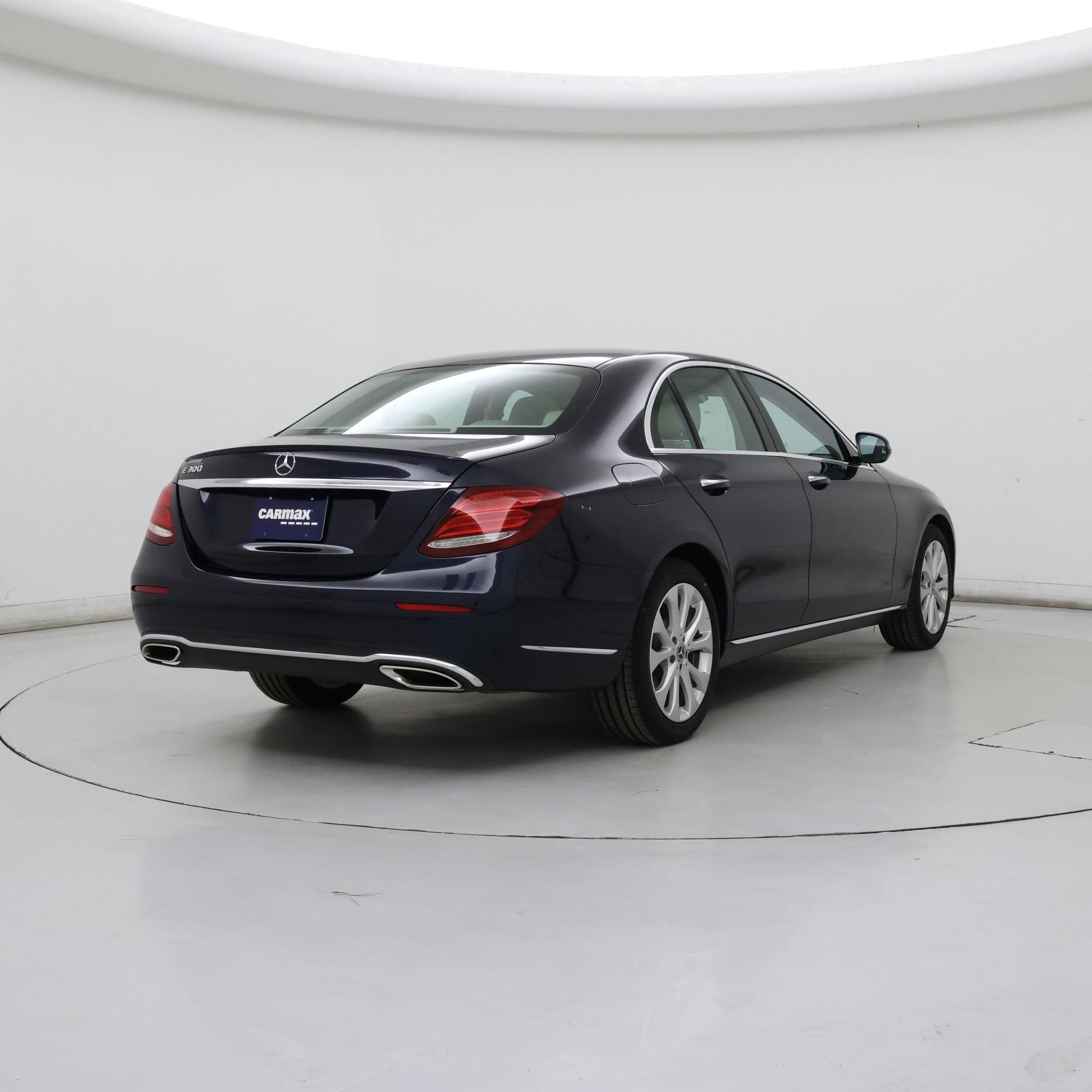 Thumbnail: 2018 Mercedes-Benz E-Class - 8