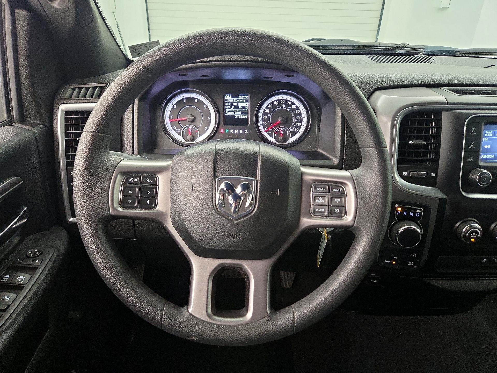 Thumbnail: 2022 RAM 1500 Classic - 10