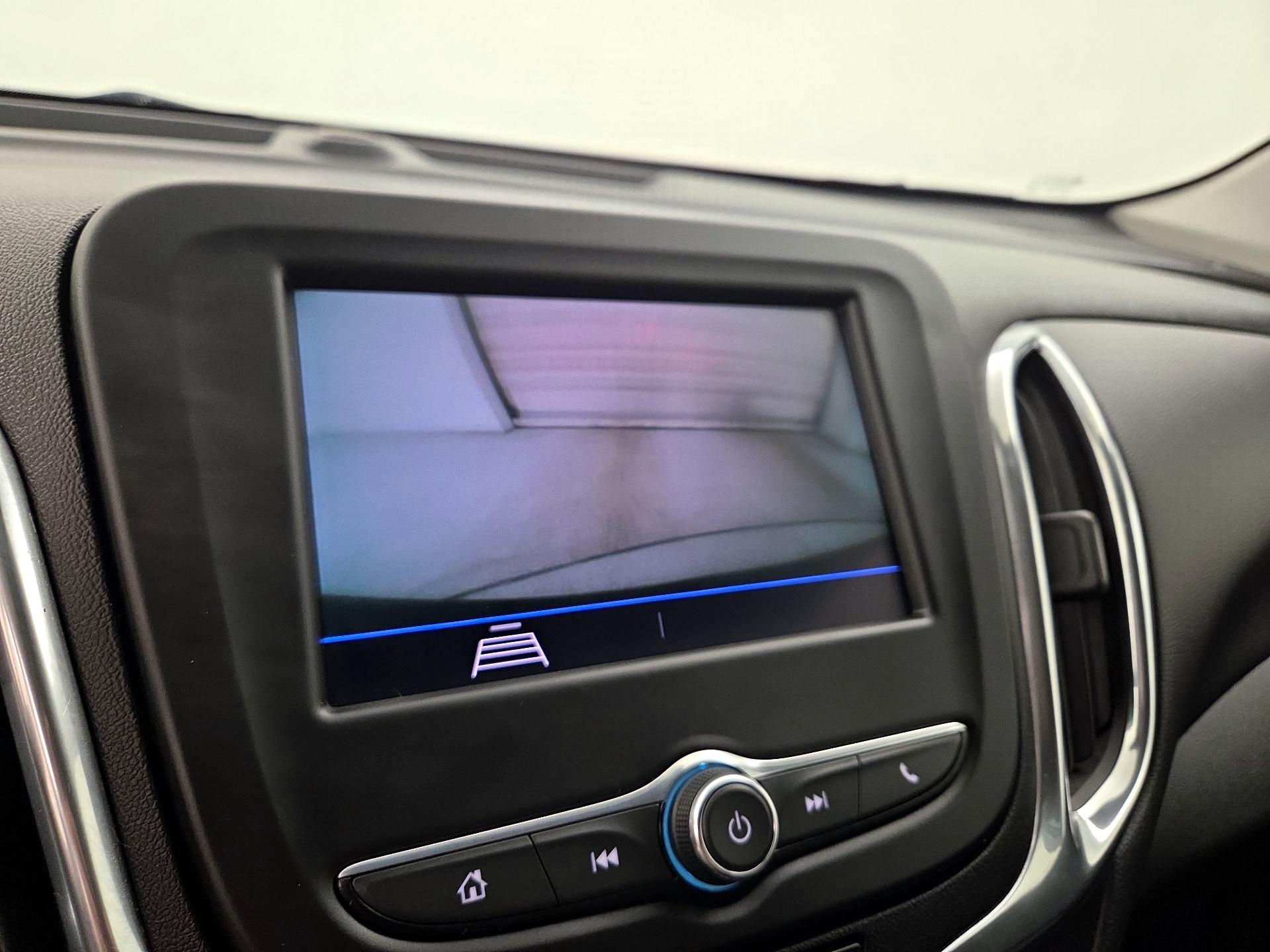 Thumbnail: 2021 Chevrolet Equinox - 14