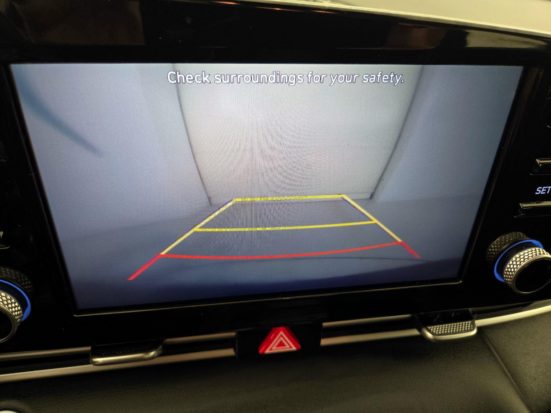 Thumbnail: 2021 Hyundai Elantra - 14