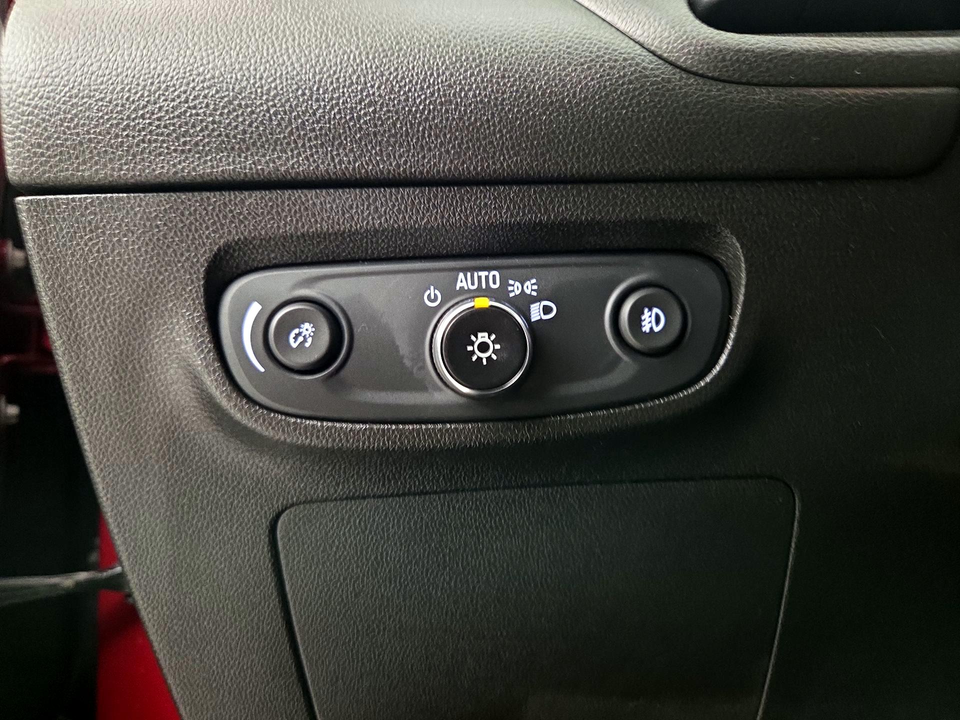 Thumbnail: 2020 Buick Encore GX - 13