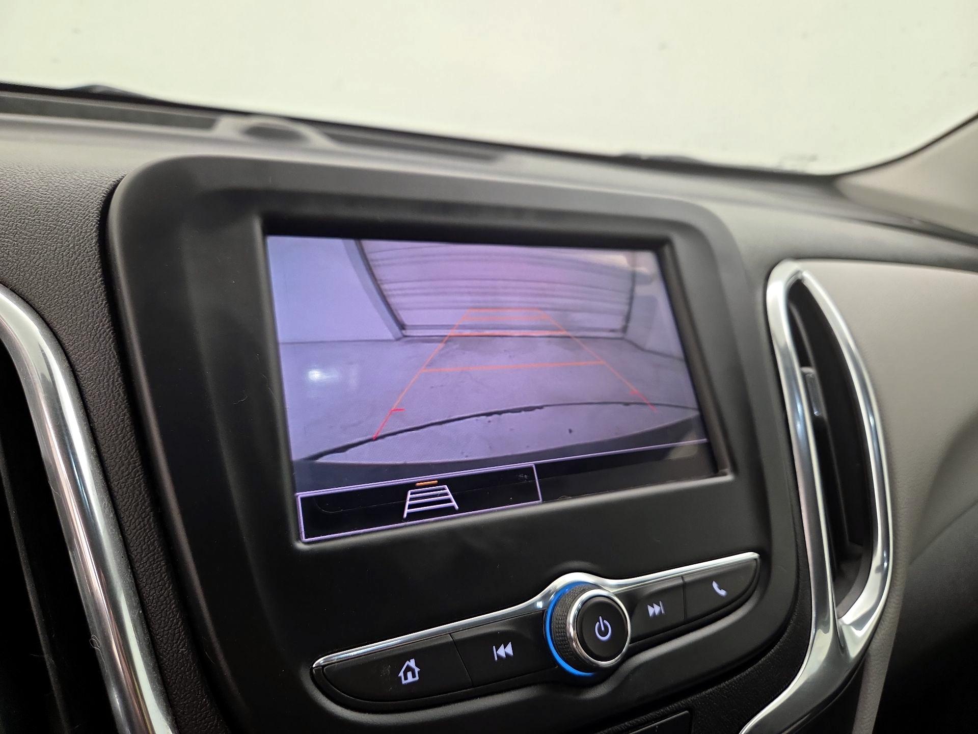 Thumbnail: 2022 Chevrolet Equinox - 14