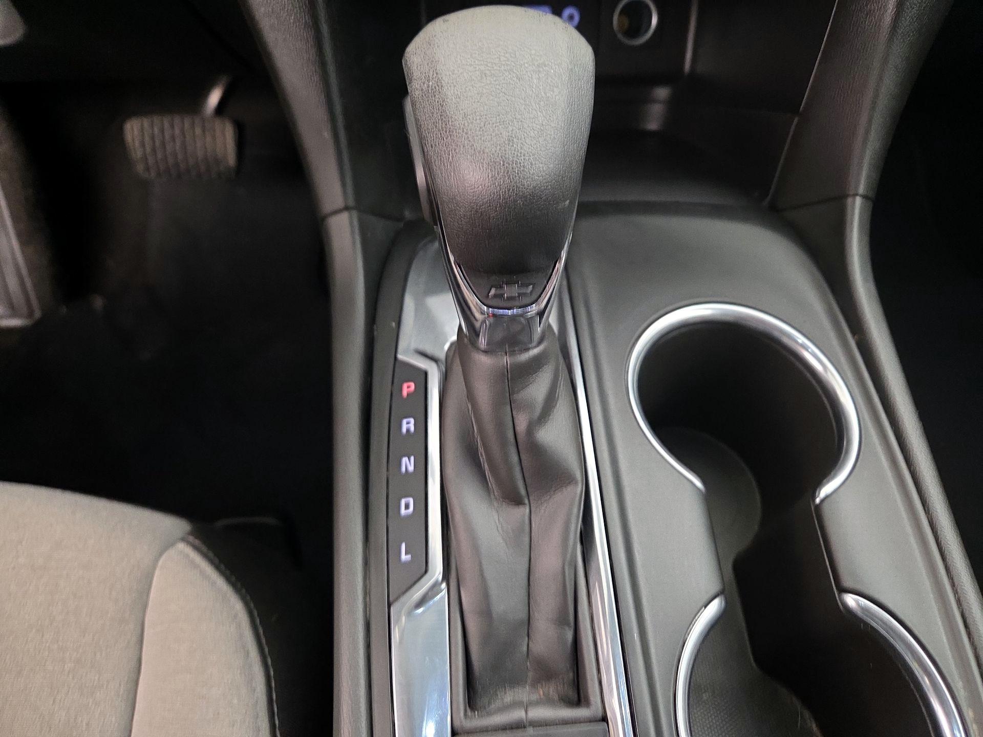 Thumbnail: 2022 Chevrolet Equinox - 17