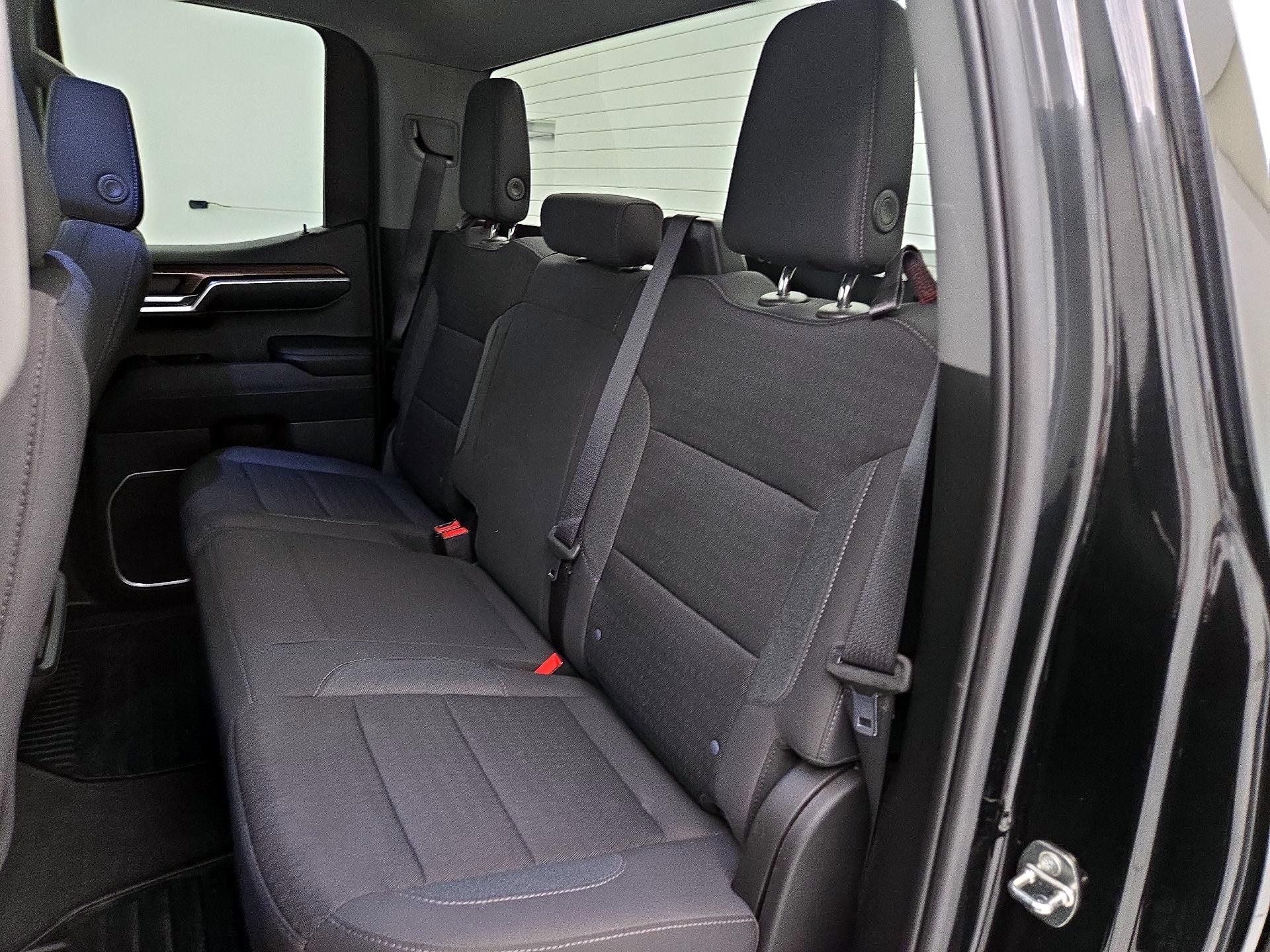 Thumbnail: 2023 Chevrolet Silverado 1500 - 19