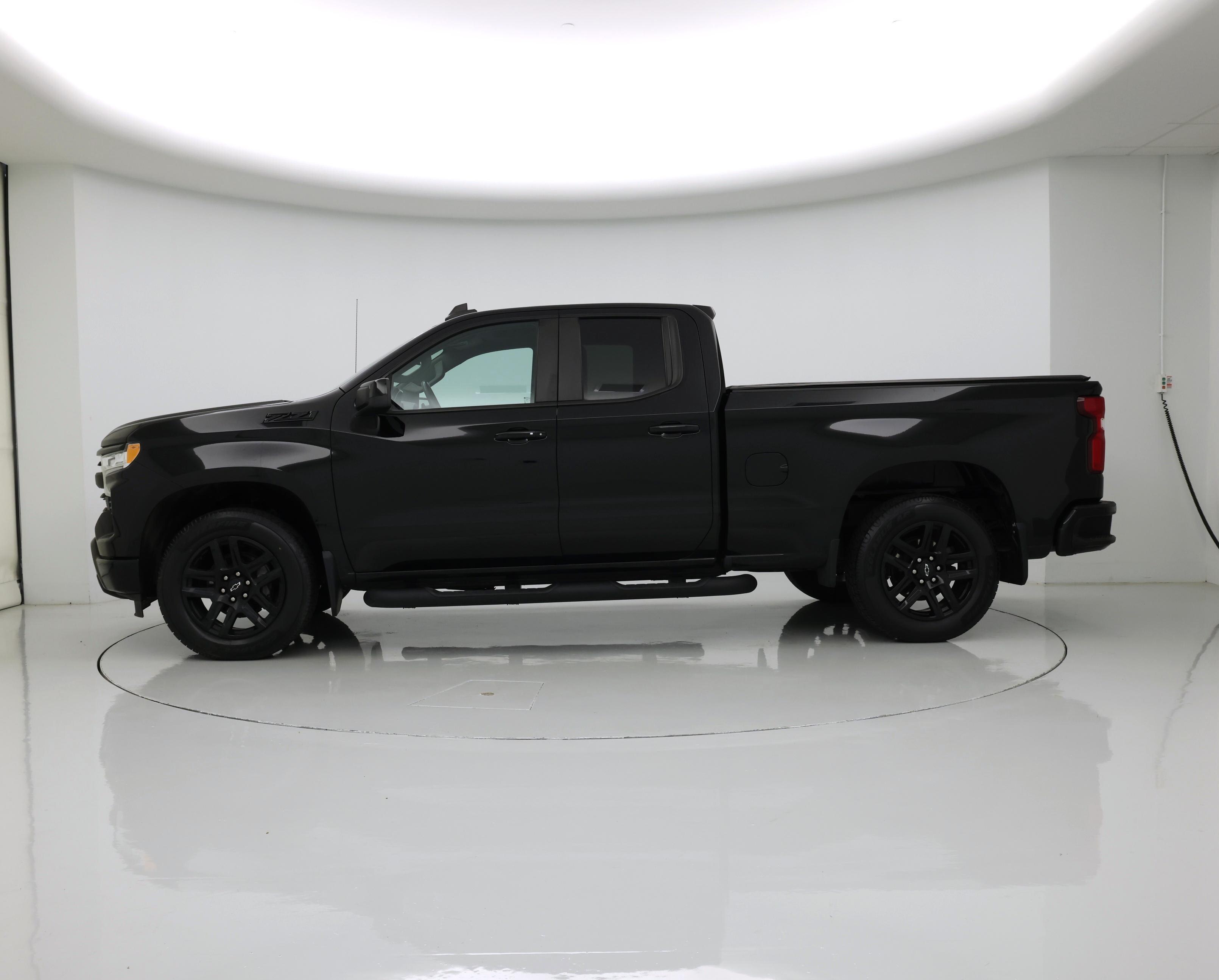 Thumbnail: 2023 Chevrolet Silverado 1500 - 3