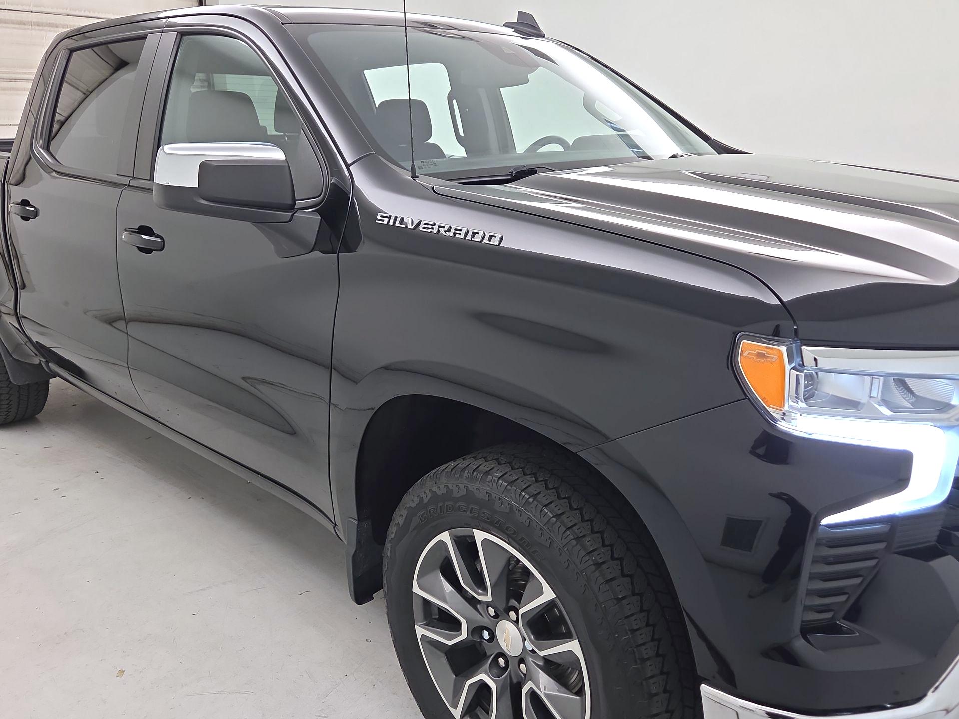 Thumbnail: 2023 Chevrolet Silverado 1500 - 1