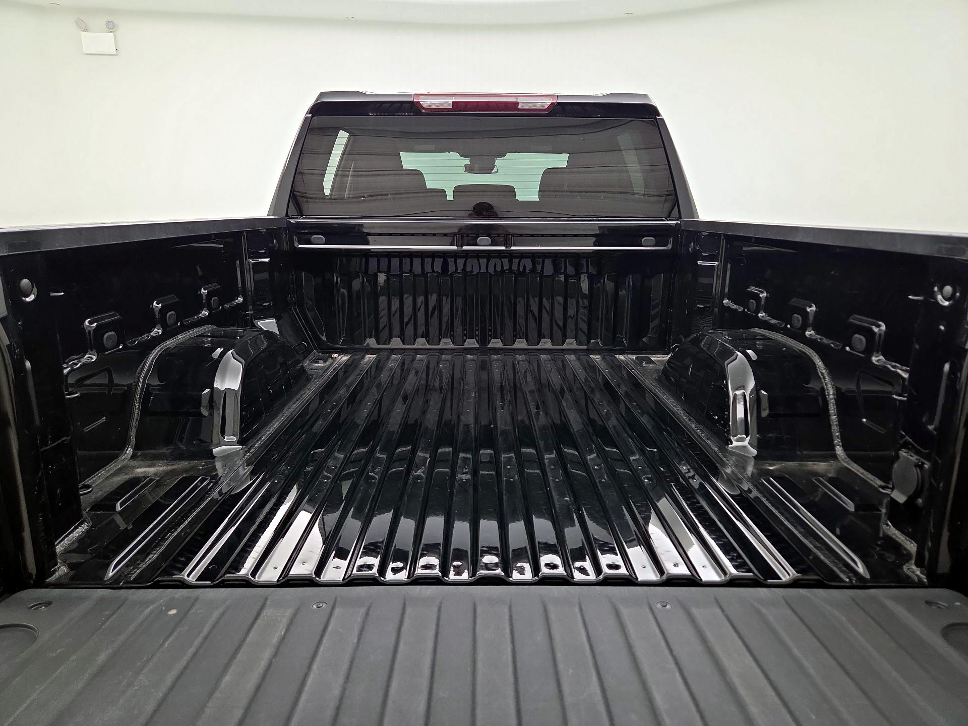 Thumbnail: 2023 Chevrolet Silverado 1500 - 19