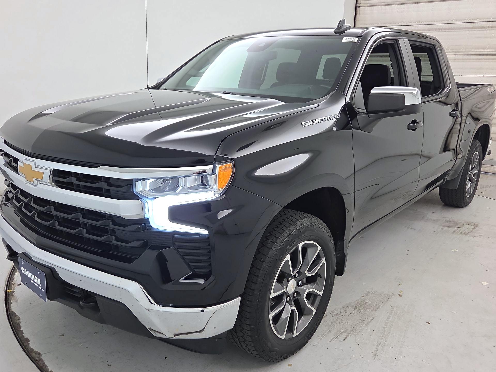 Thumbnail: 2023 Chevrolet Silverado 1500 - 3