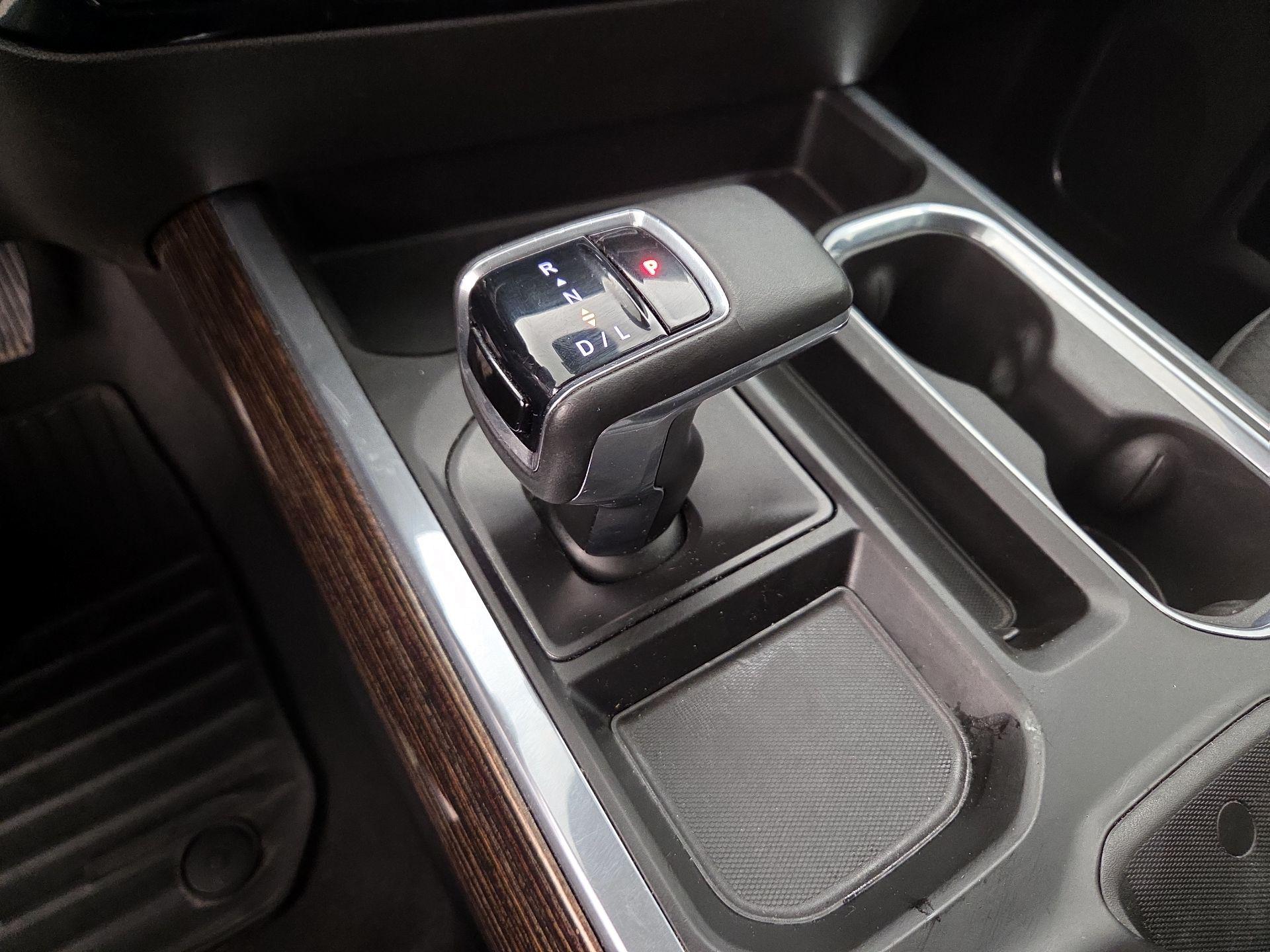 Thumbnail: 2023 GMC Sierra 1500 - 18