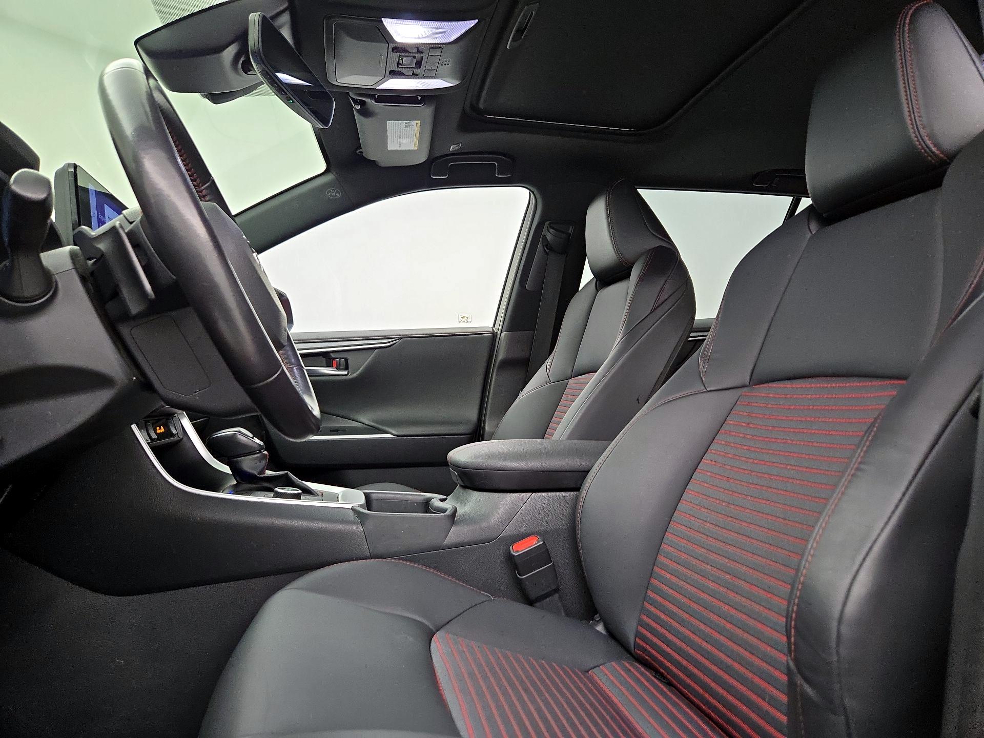 Thumbnail: 2023 Toyota RAV4 - 11