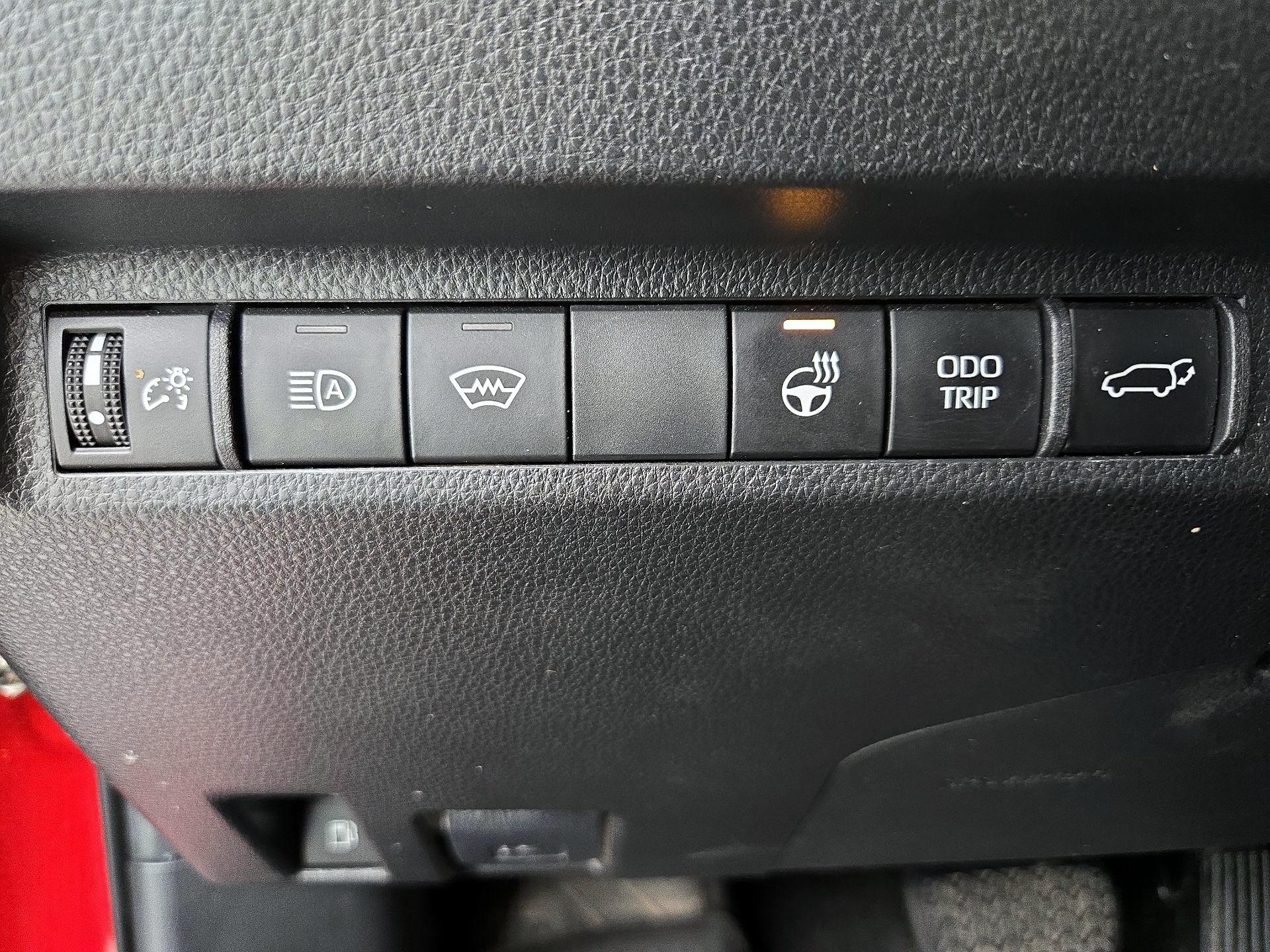 Thumbnail: 2023 Toyota RAV4 - 13