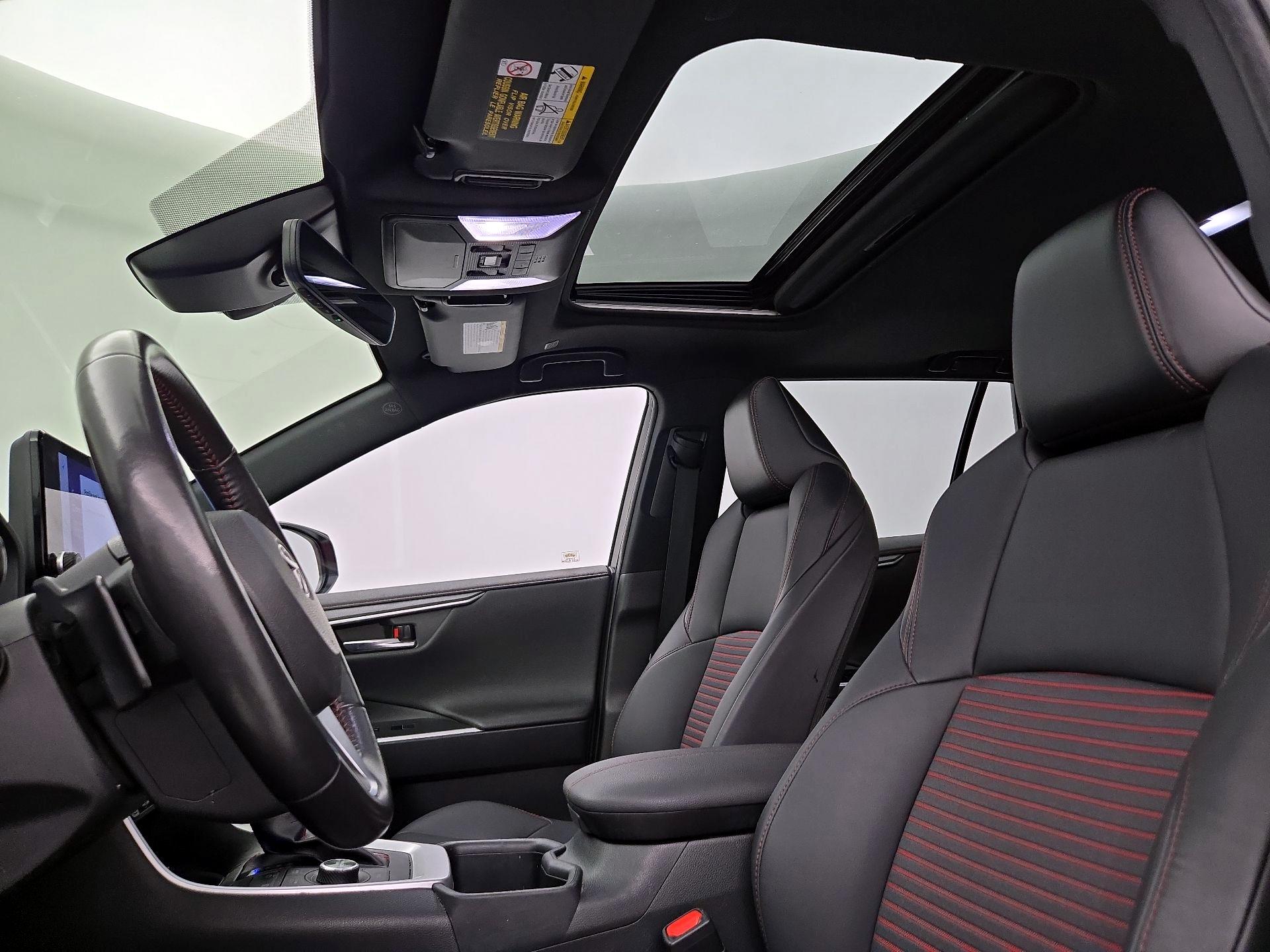 Thumbnail: 2023 Toyota RAV4 - 19