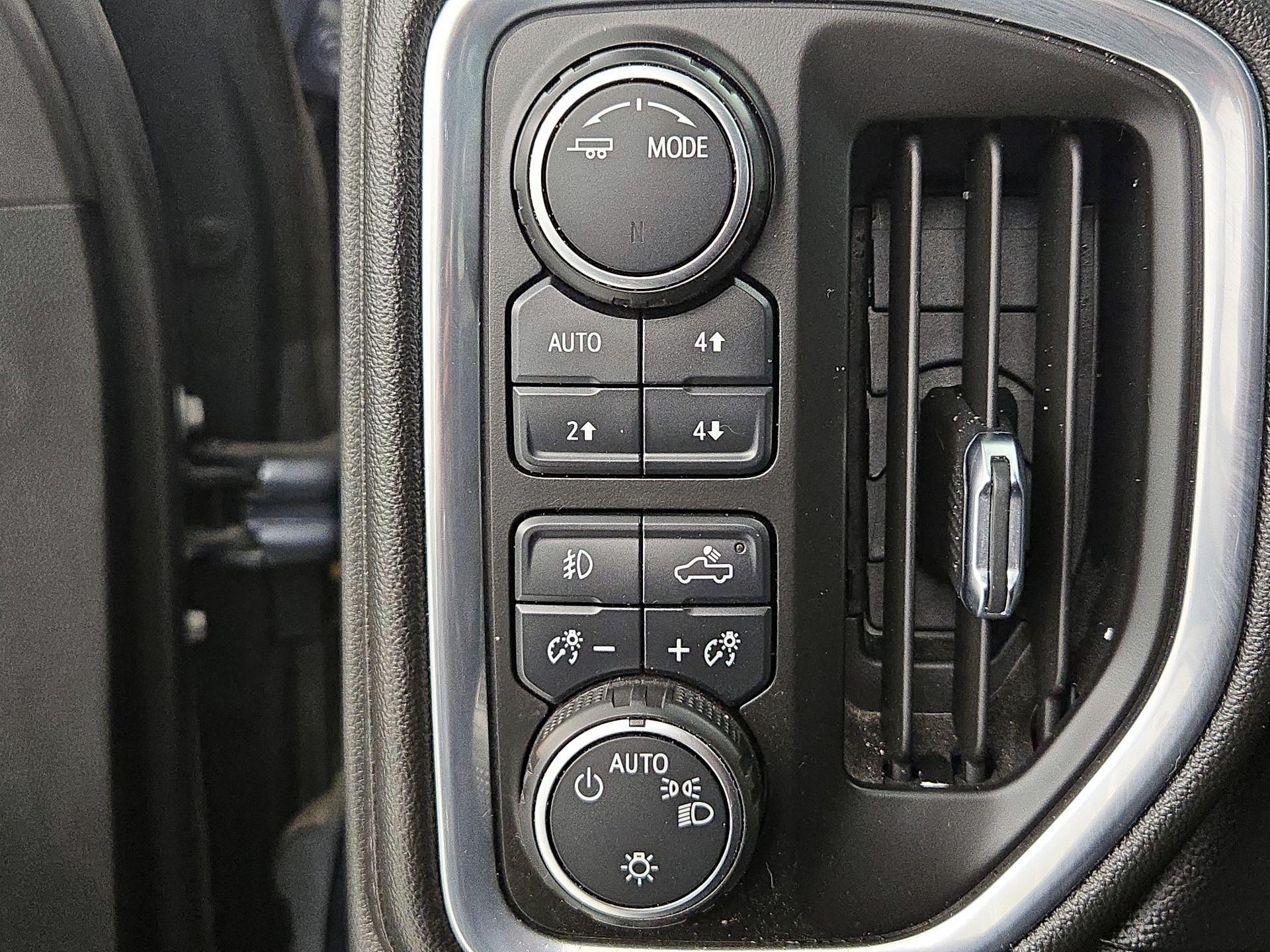 Thumbnail: 2021 Chevrolet Silverado 1500 - 13