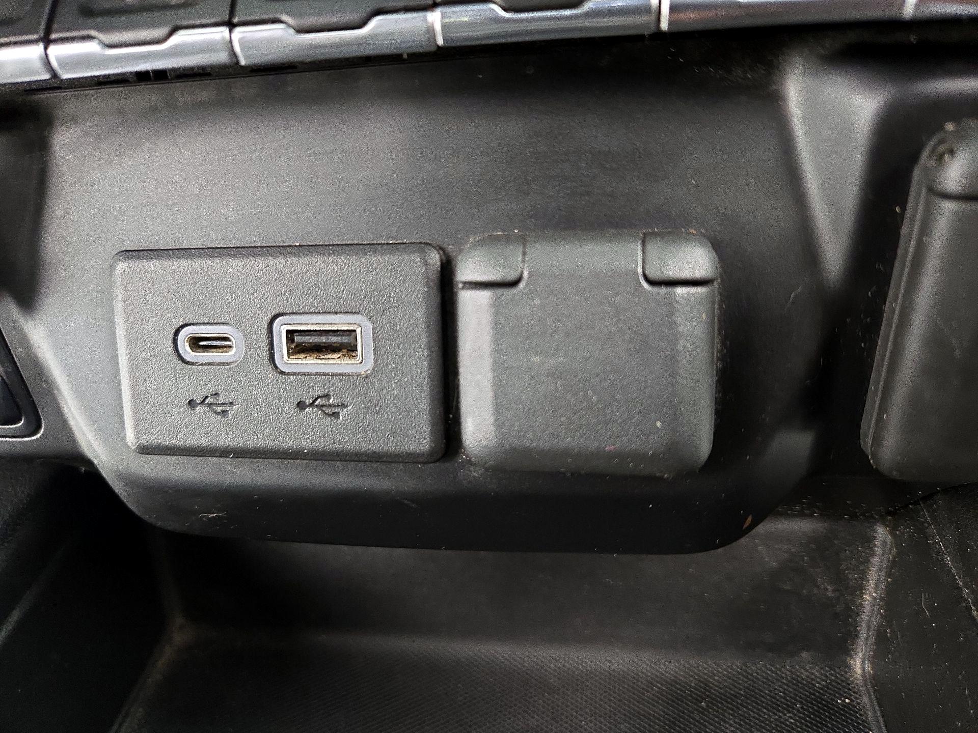 Thumbnail: 2021 Chevrolet Silverado 1500 - 18