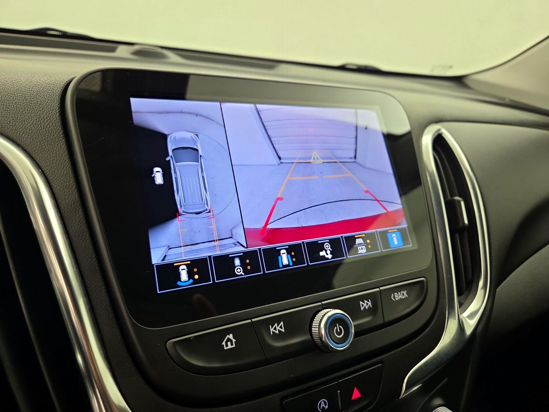 Thumbnail: 2022 Chevrolet Equinox - 15