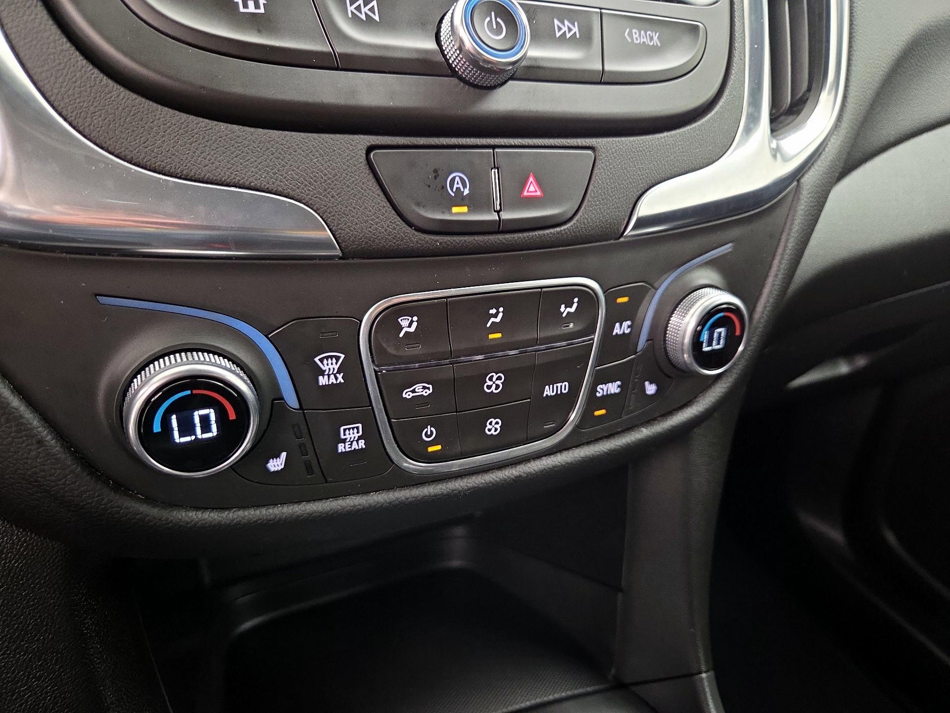 Thumbnail: 2022 Chevrolet Equinox - 17