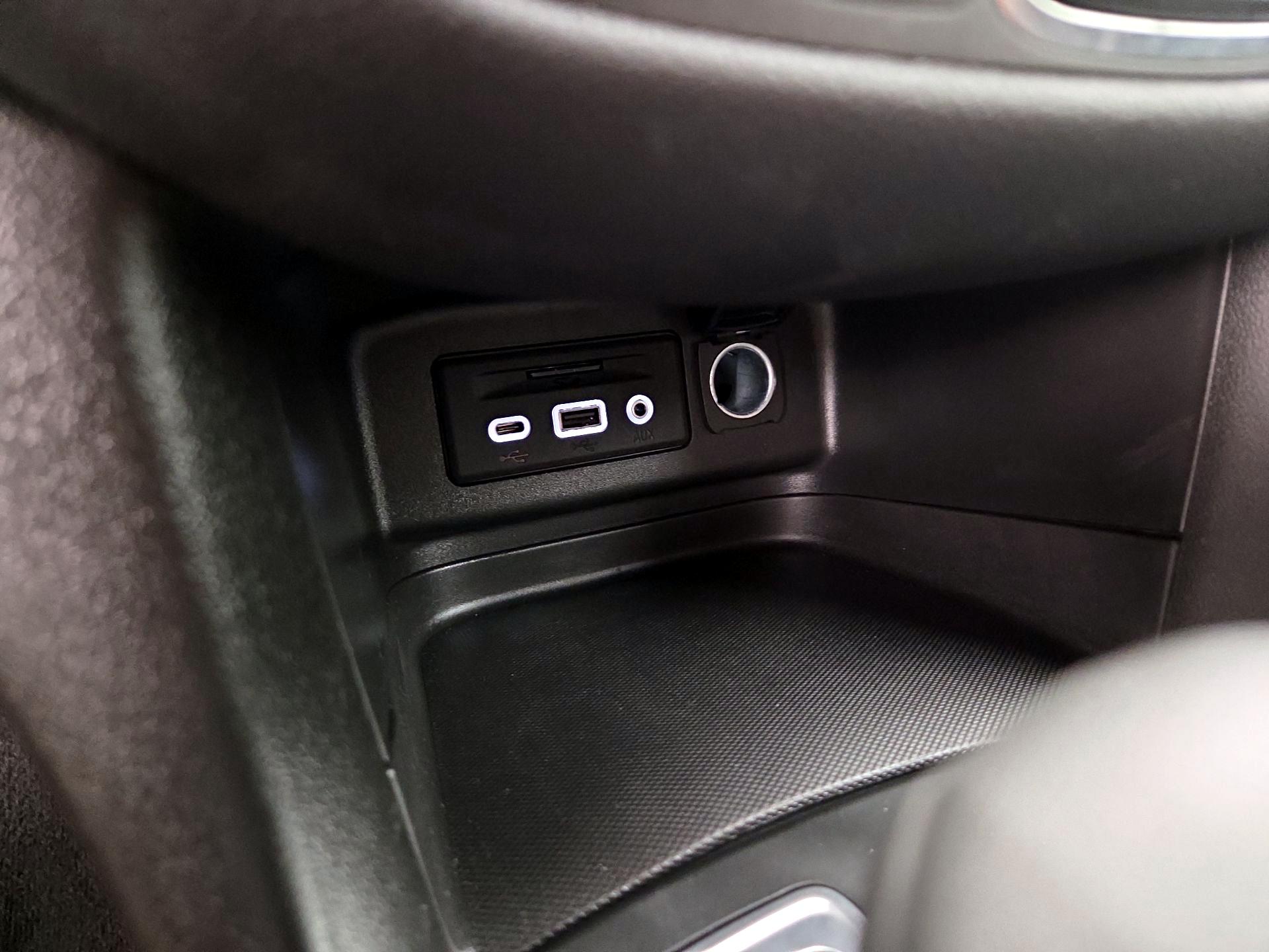 Thumbnail: 2022 Chevrolet Equinox - 19