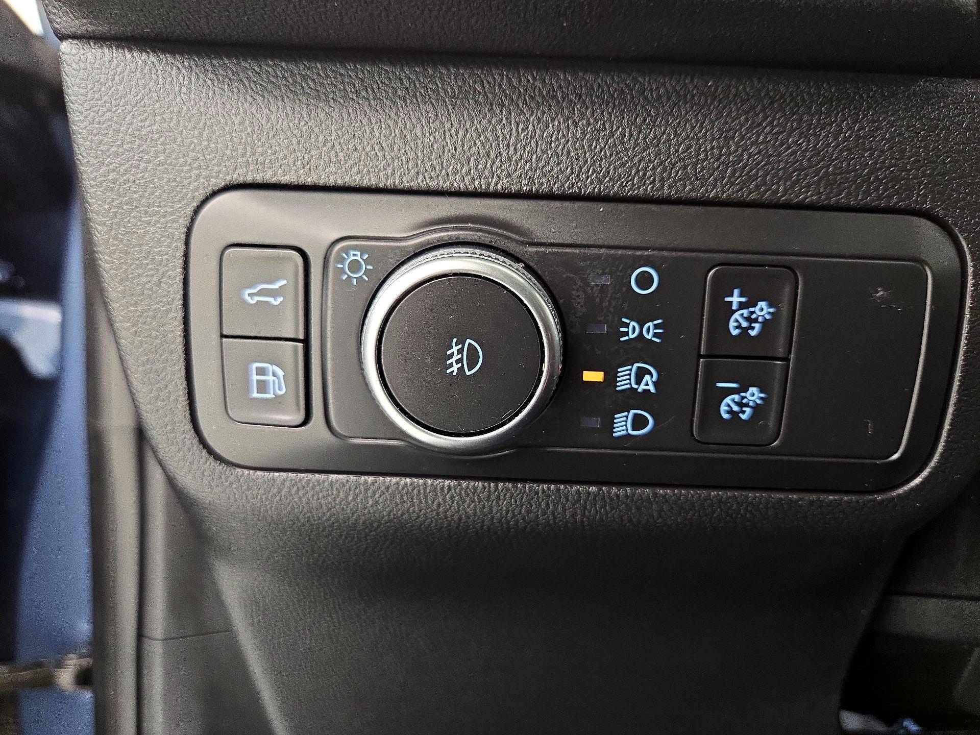 Thumbnail: 2020 Ford Escape - 13