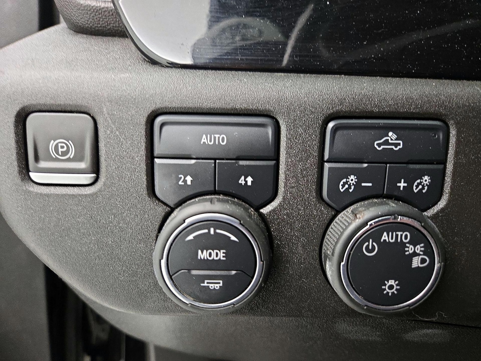 2022 Chevrolet Silverado 1500 LT - Photo 14