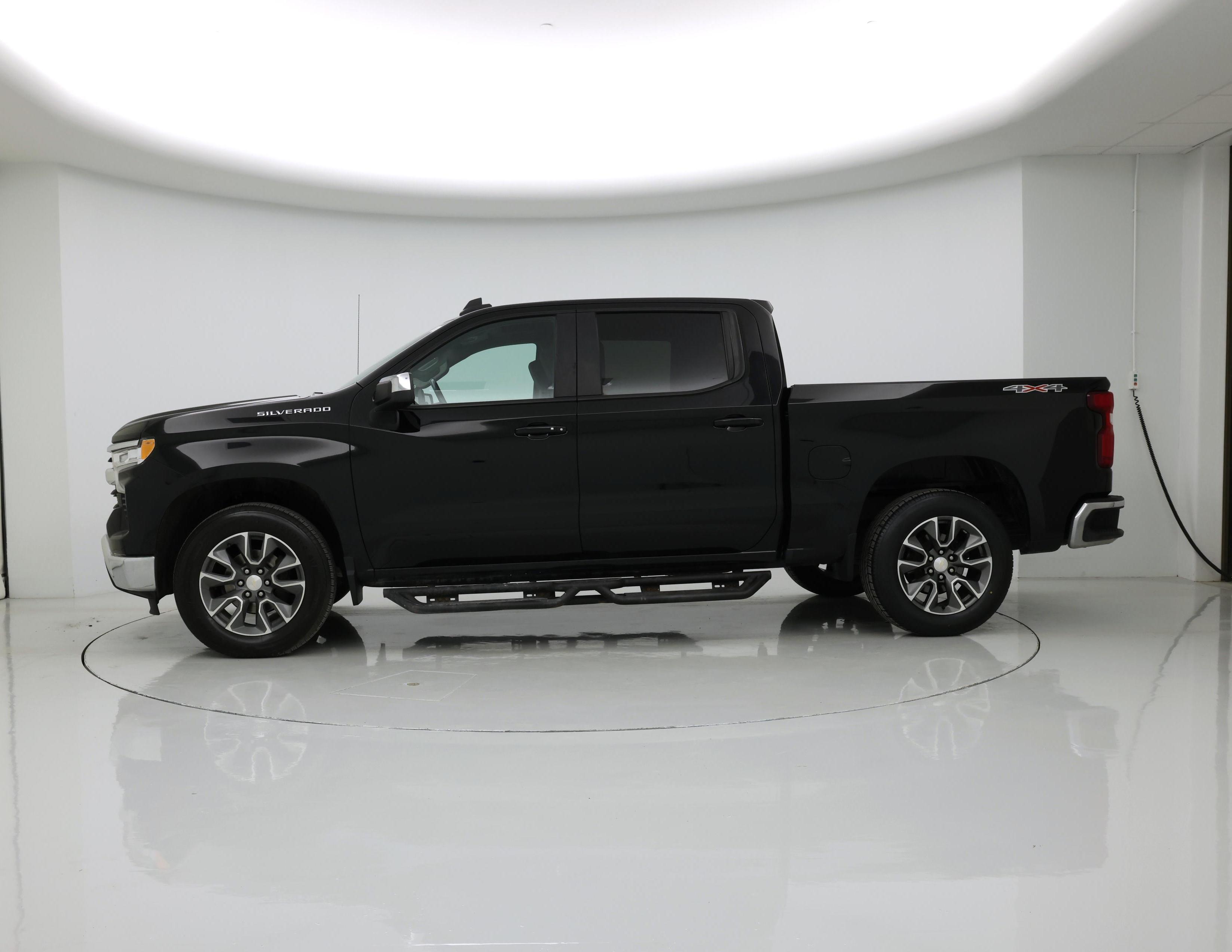 Thumbnail: 2022 Chevrolet Silverado 1500 - 3