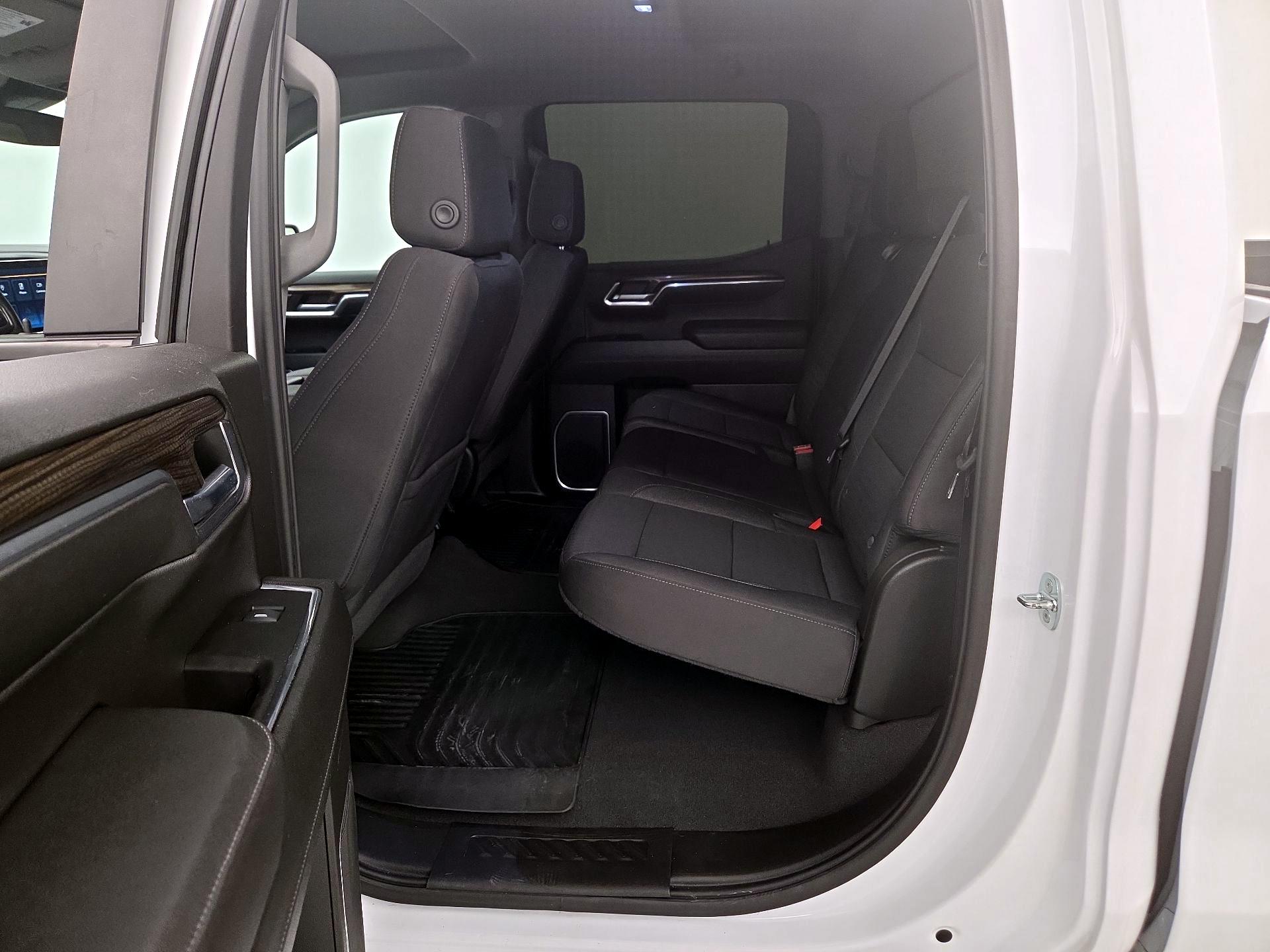 Thumbnail: 2023 Chevrolet Silverado 1500 - 19