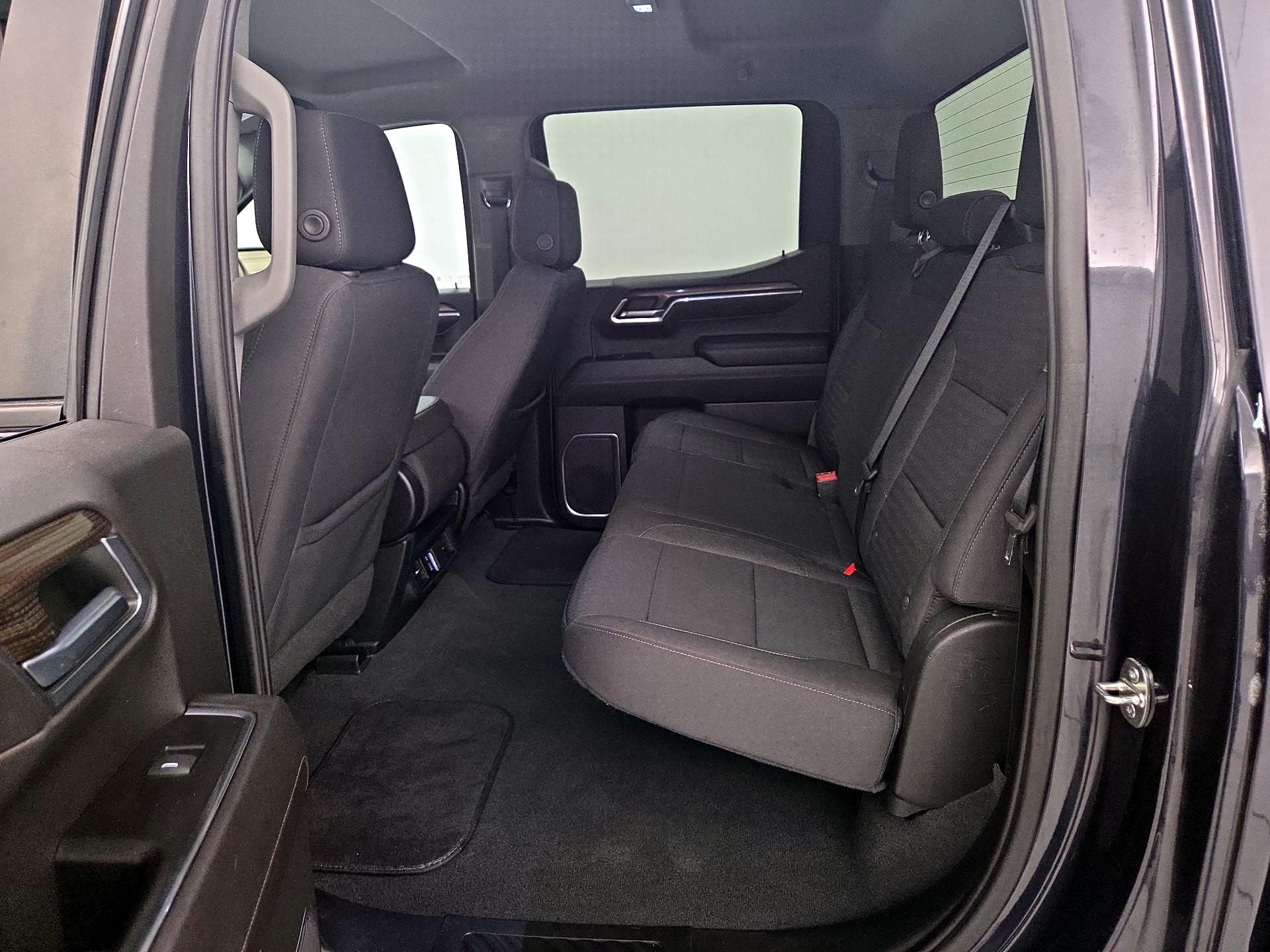 Thumbnail: 2023 Chevrolet Silverado 1500 - 19