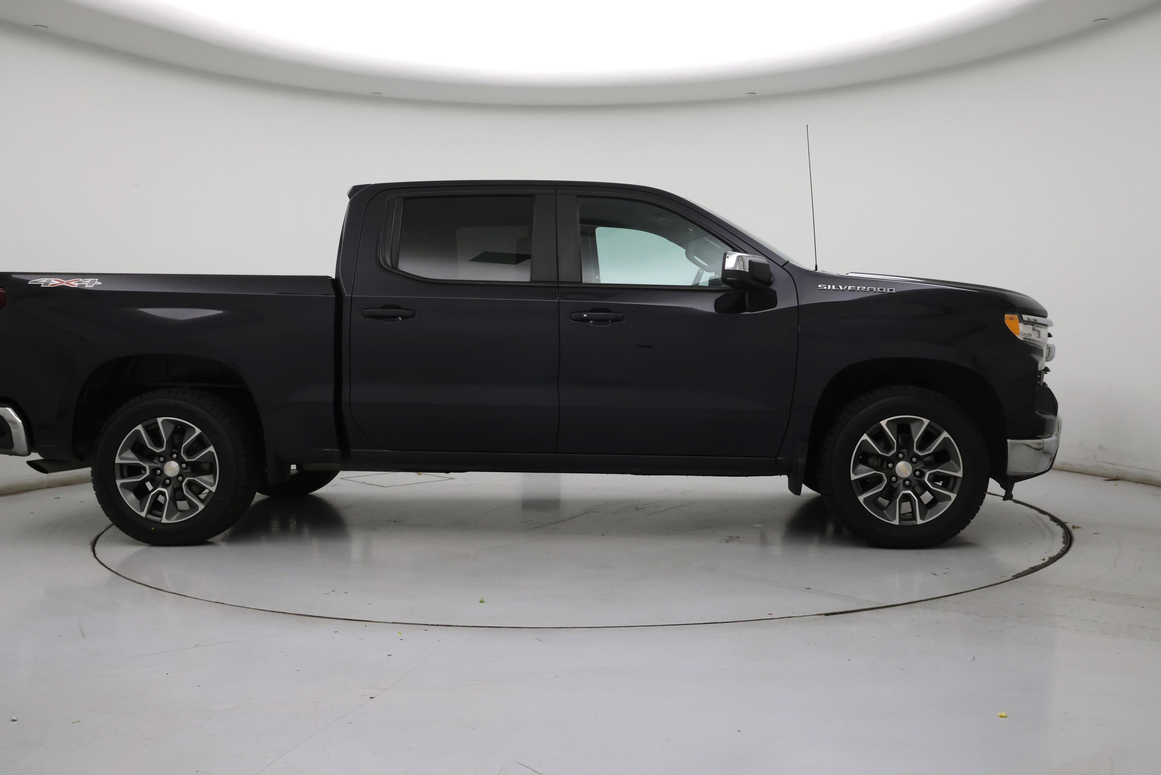 Thumbnail: 2023 Chevrolet Silverado 1500 - 7