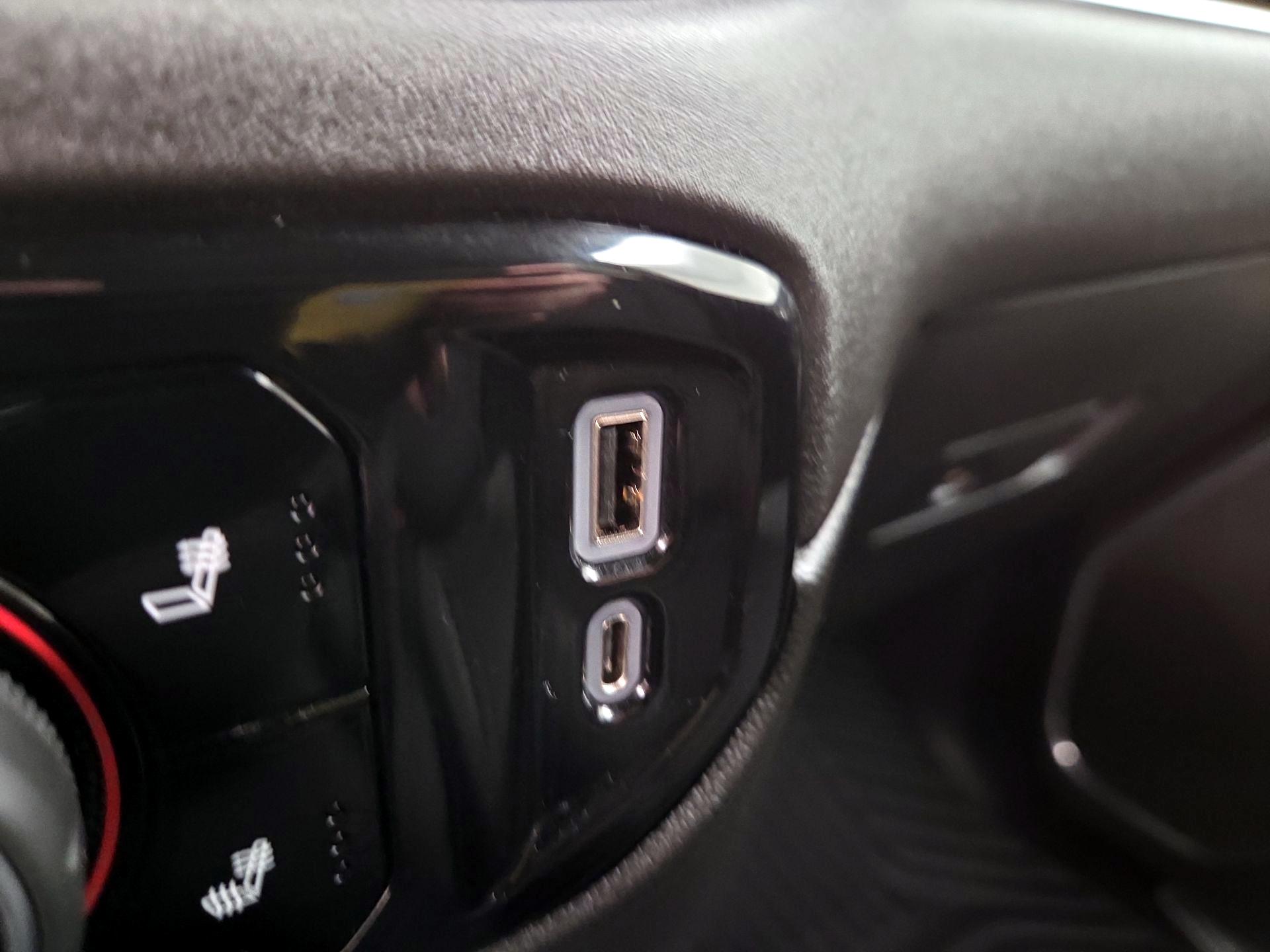 Thumbnail: 2022 Chevrolet Silverado 1500 - 18