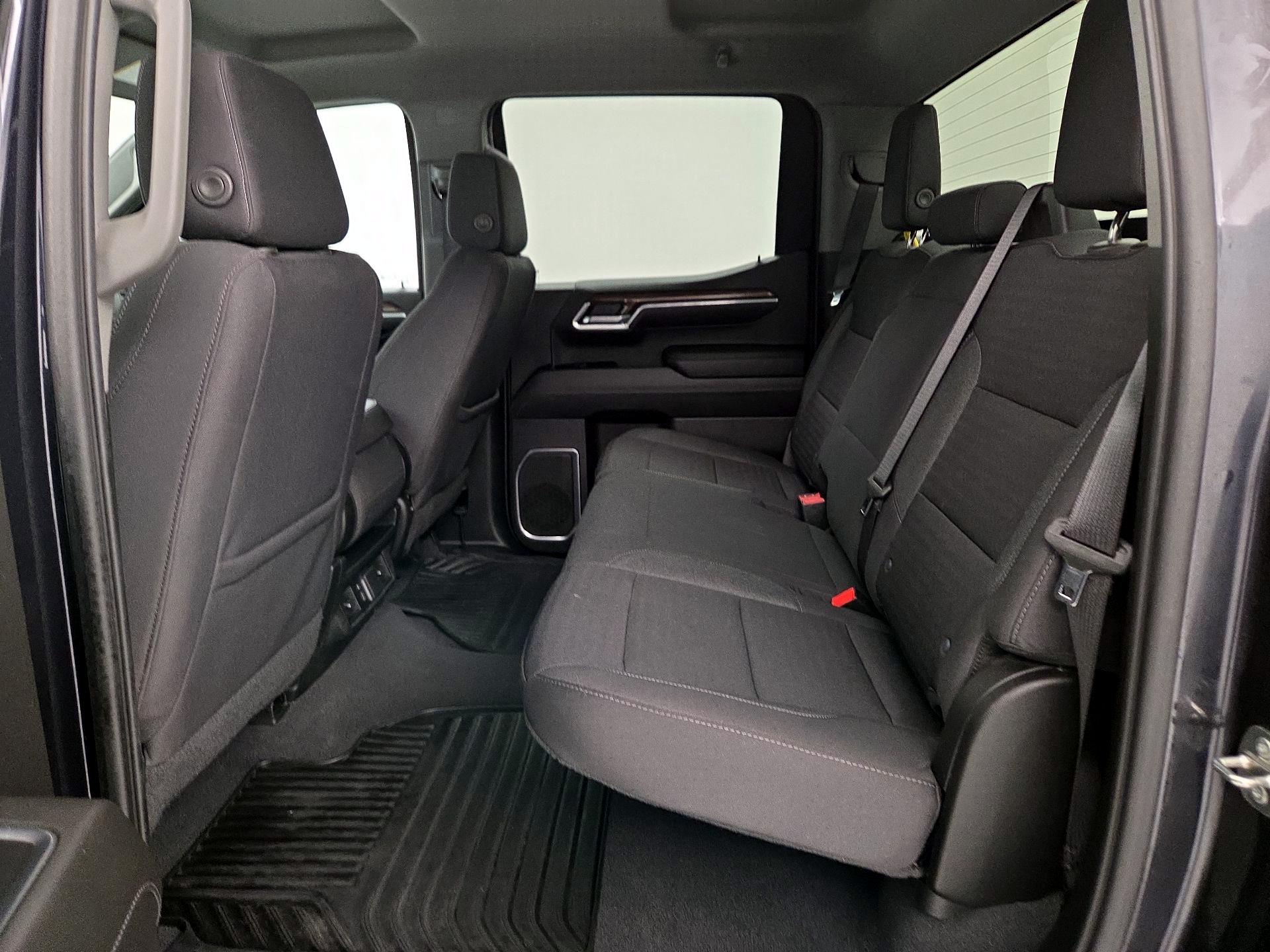 Thumbnail: 2022 Chevrolet Silverado 1500 - 19