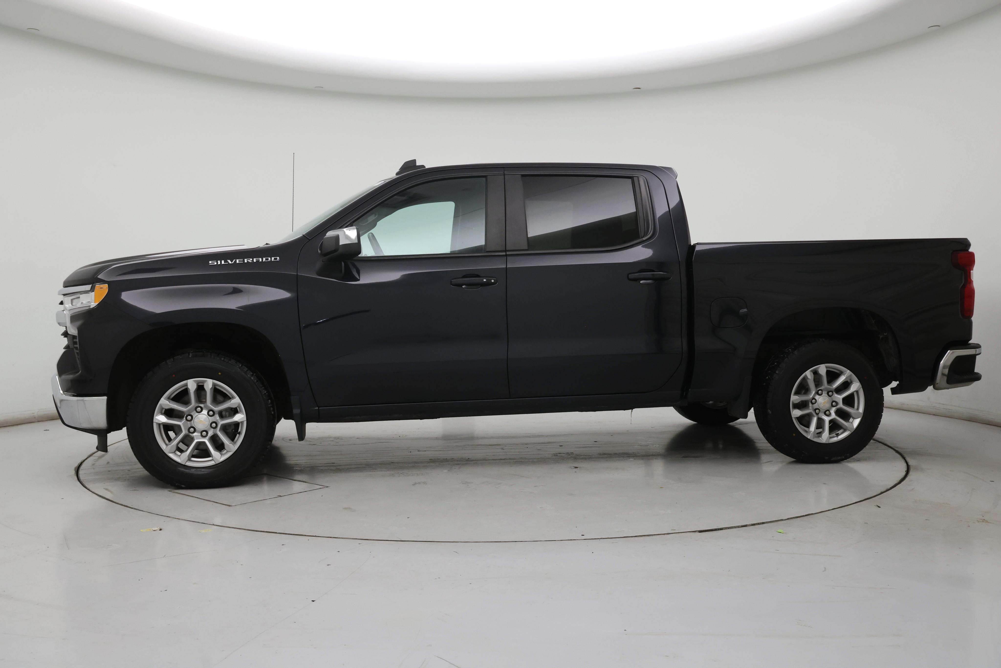 Thumbnail: 2022 Chevrolet Silverado 1500 - 3