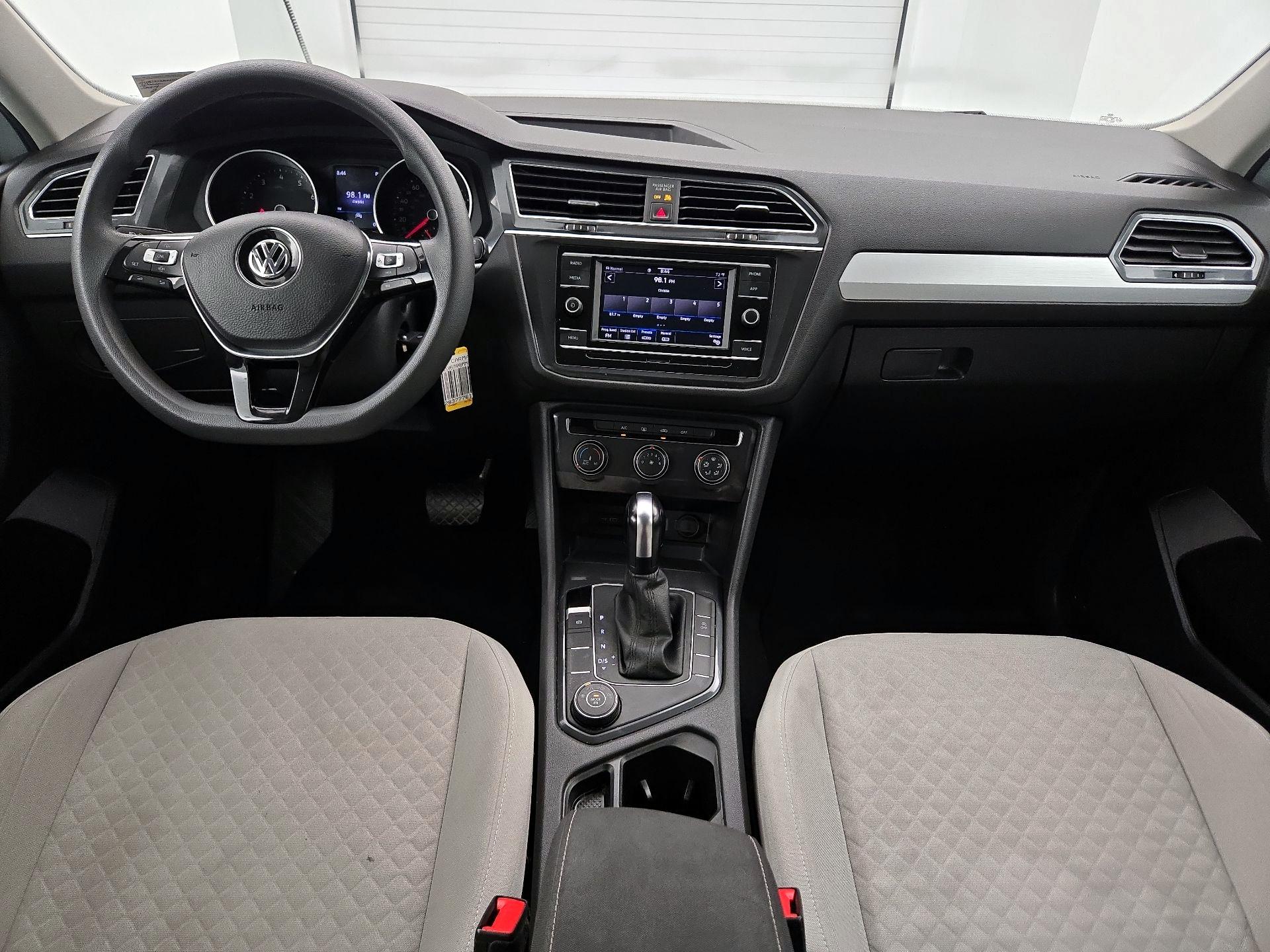 Thumbnail: 2021 Volkswagen Tiguan - 9
