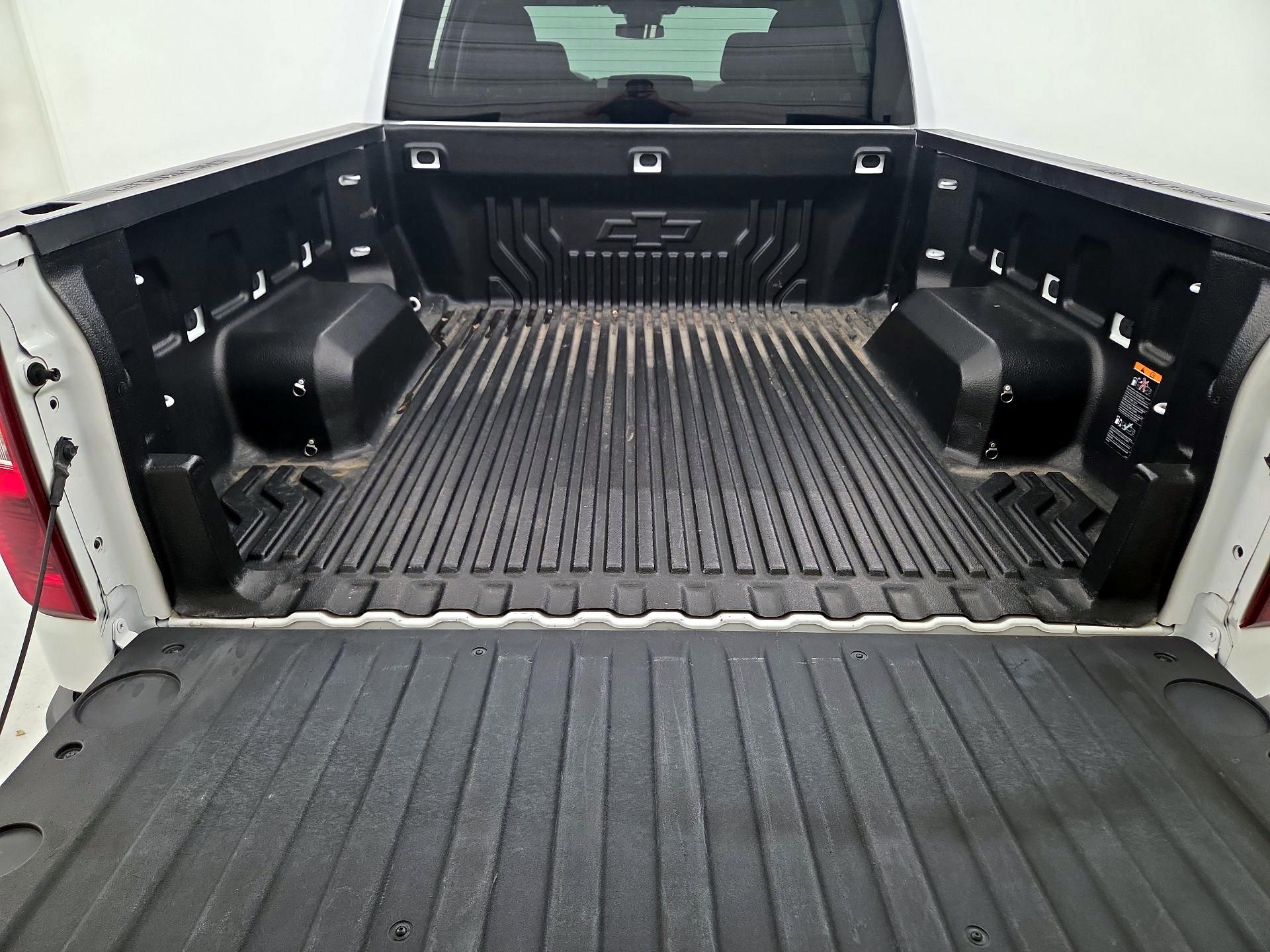 Thumbnail: 2023 Chevrolet Silverado 1500 - 20