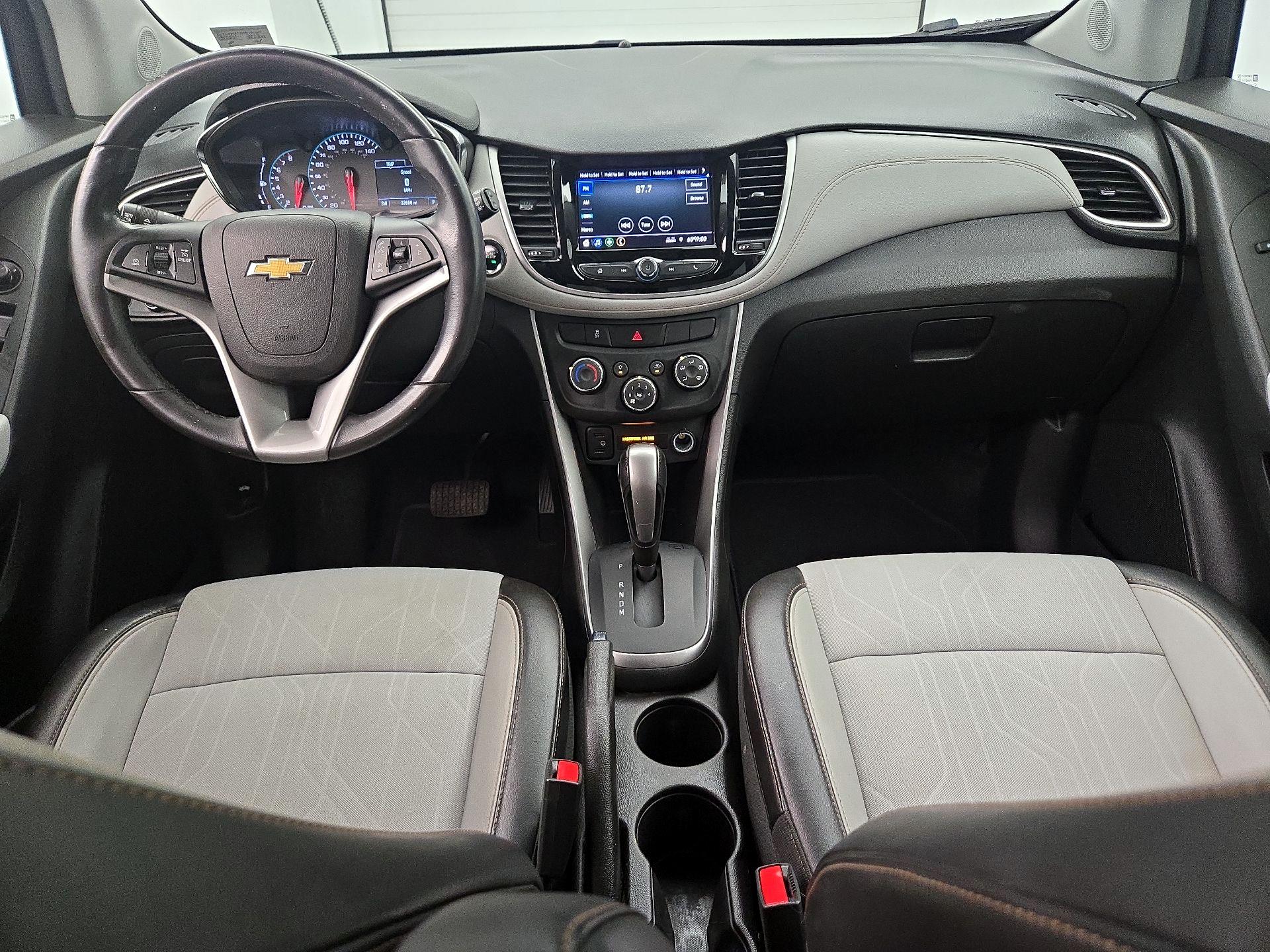 Thumbnail: 2022 Chevrolet Trax - 9