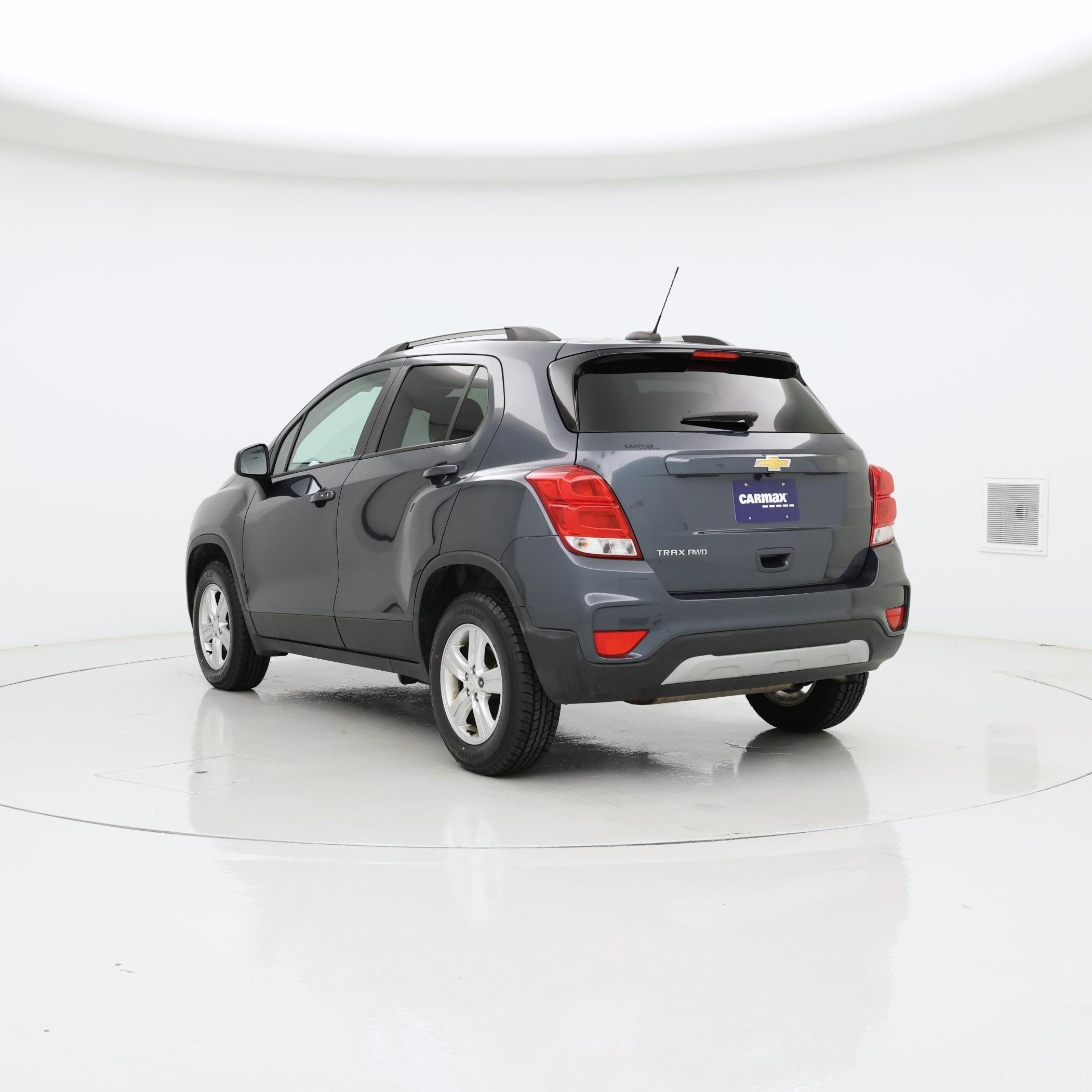 Thumbnail: 2022 Chevrolet Trax - 2