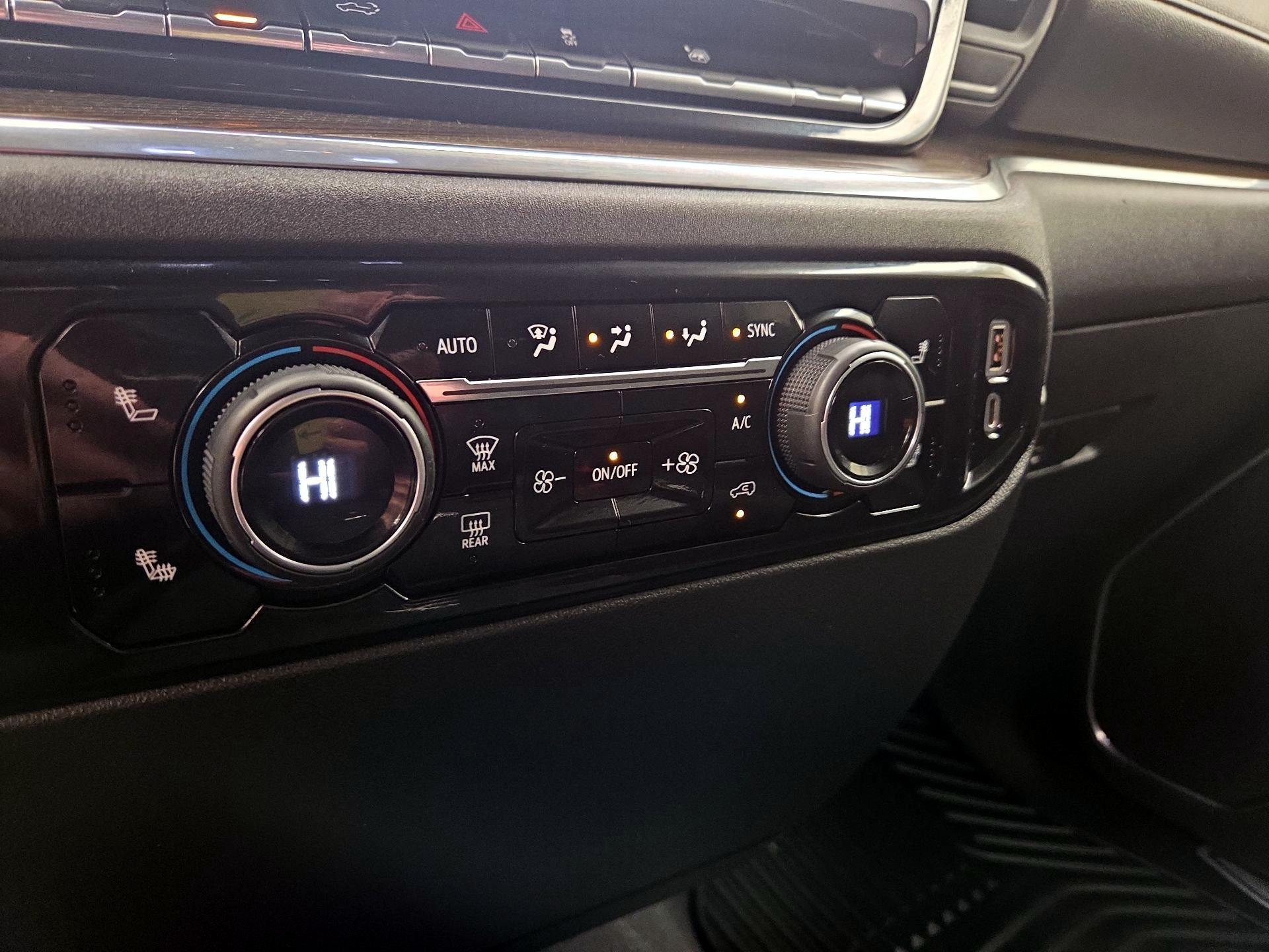 Thumbnail: 2023 Chevrolet Silverado 1500 - 17