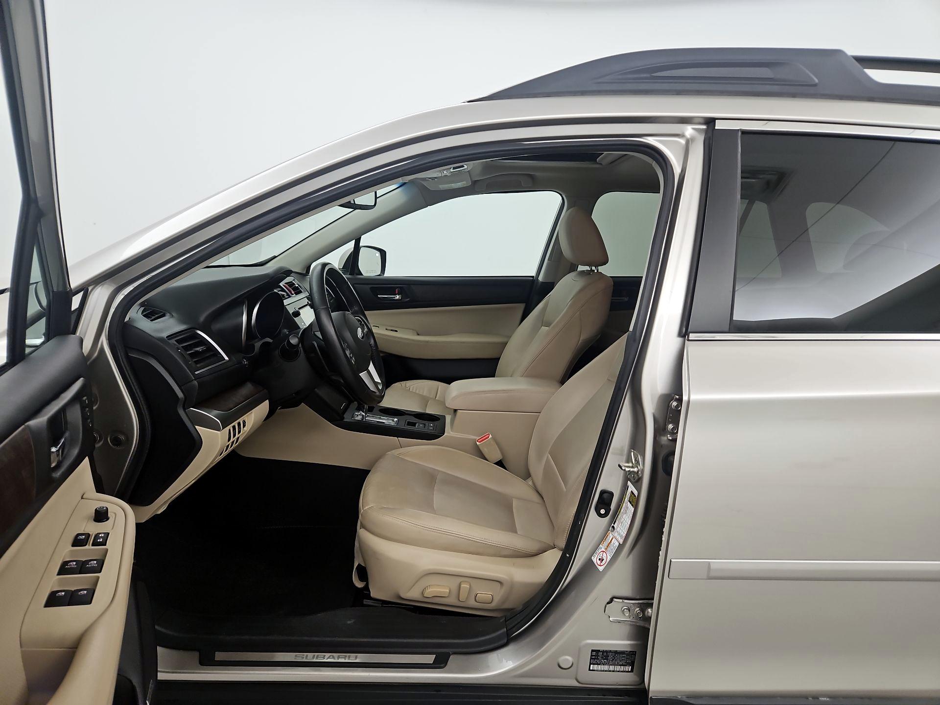 Thumbnail: 2016 Subaru Outback - 11