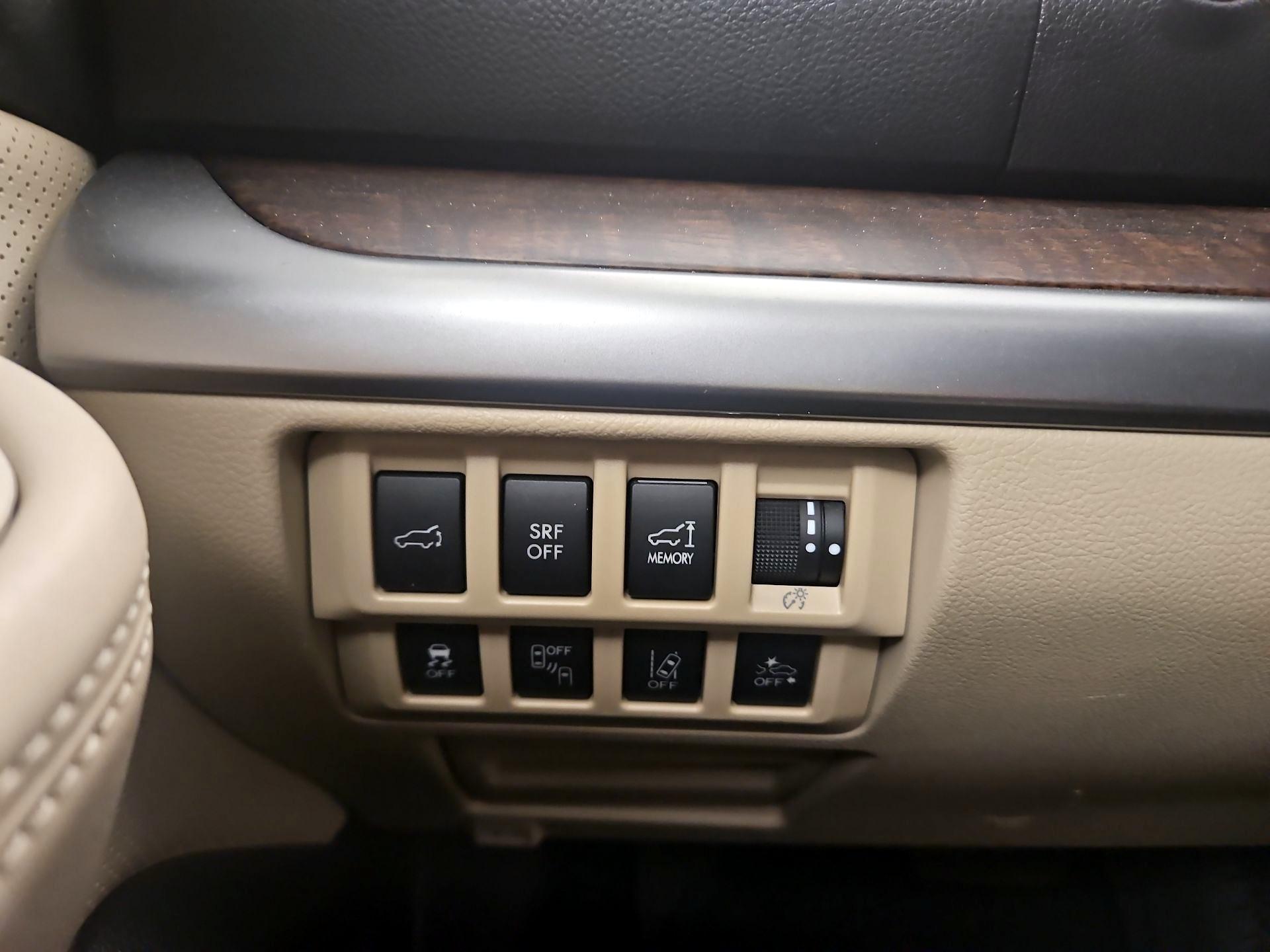 Thumbnail: 2016 Subaru Outback - 13