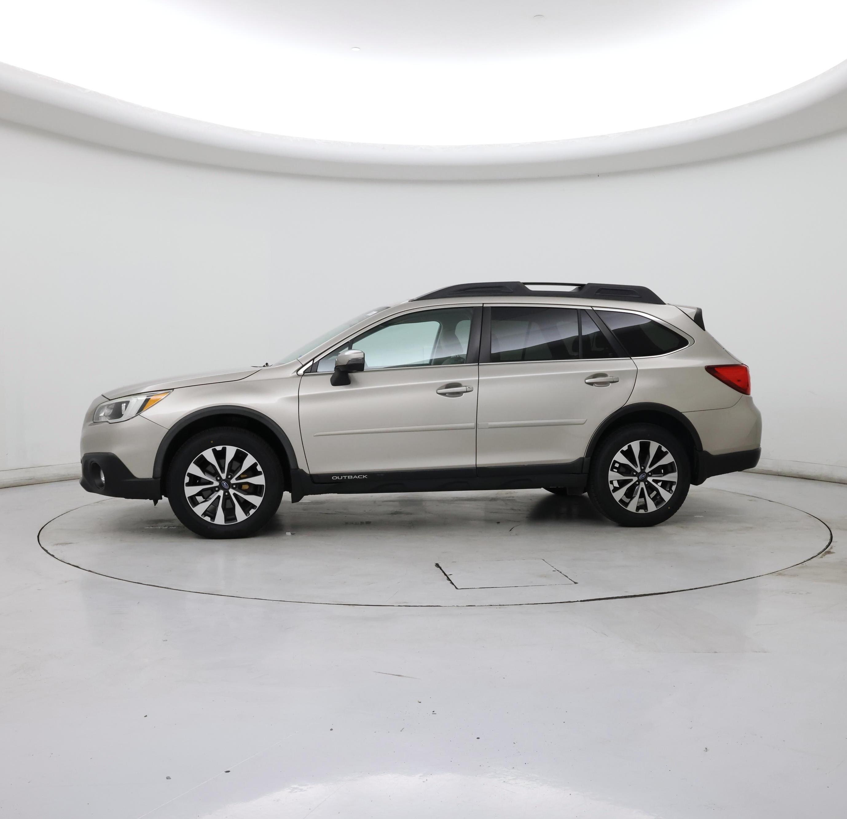 Thumbnail: 2016 Subaru Outback - 3