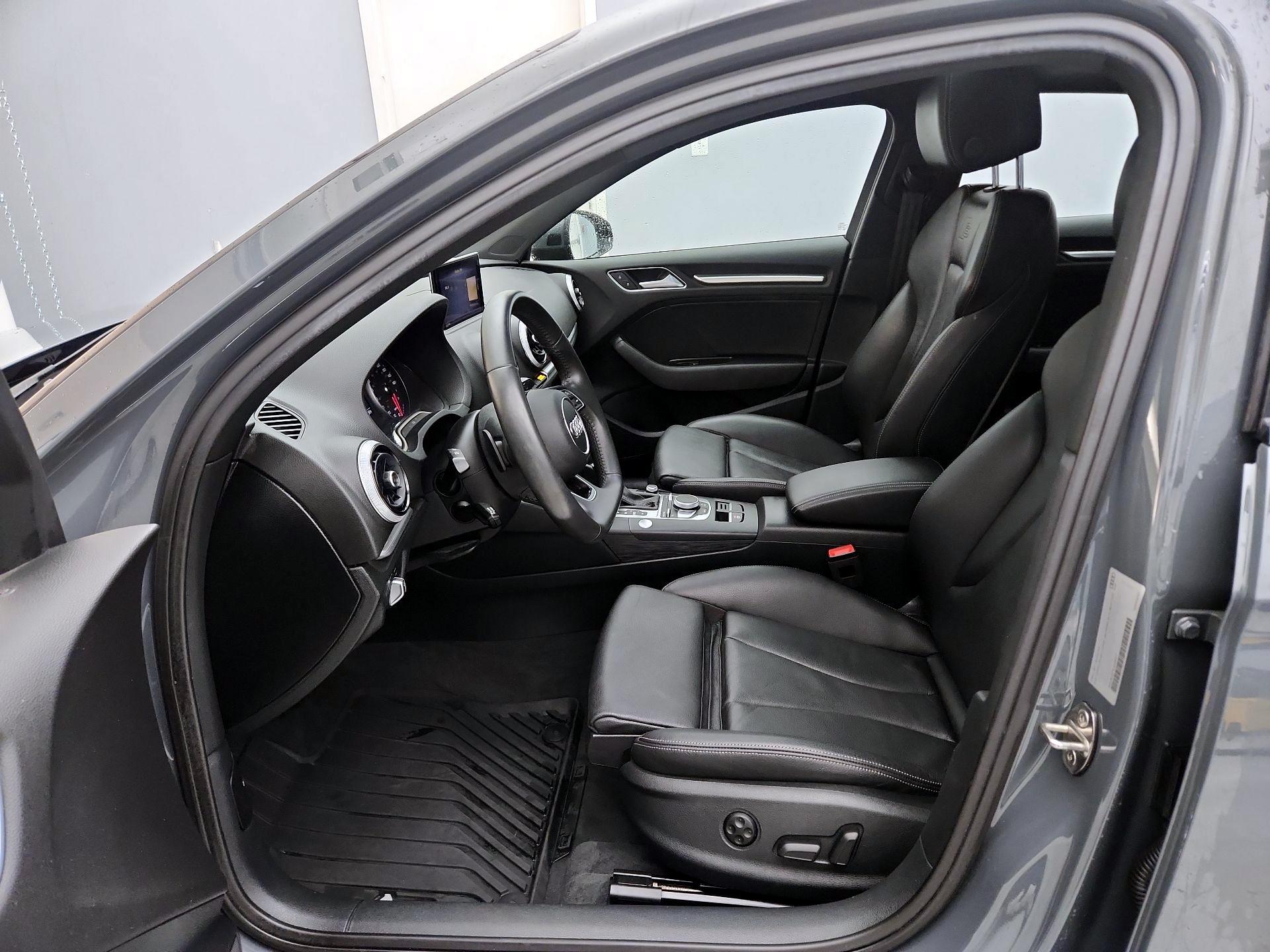 Thumbnail: 2020 Audi A3 - 11