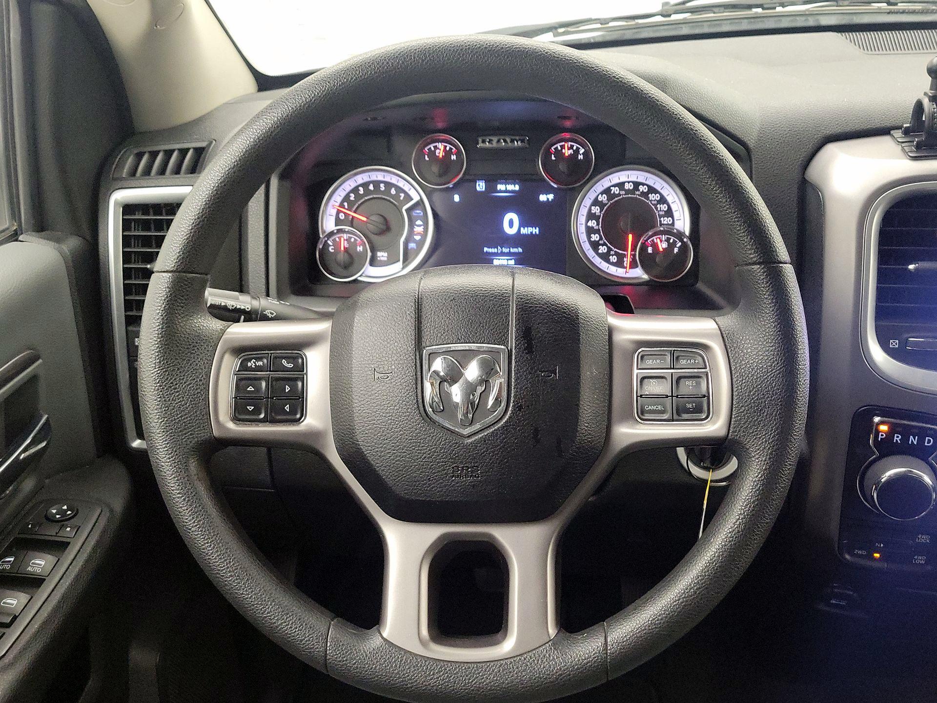 Thumbnail: 2022 RAM 1500 Classic - 10