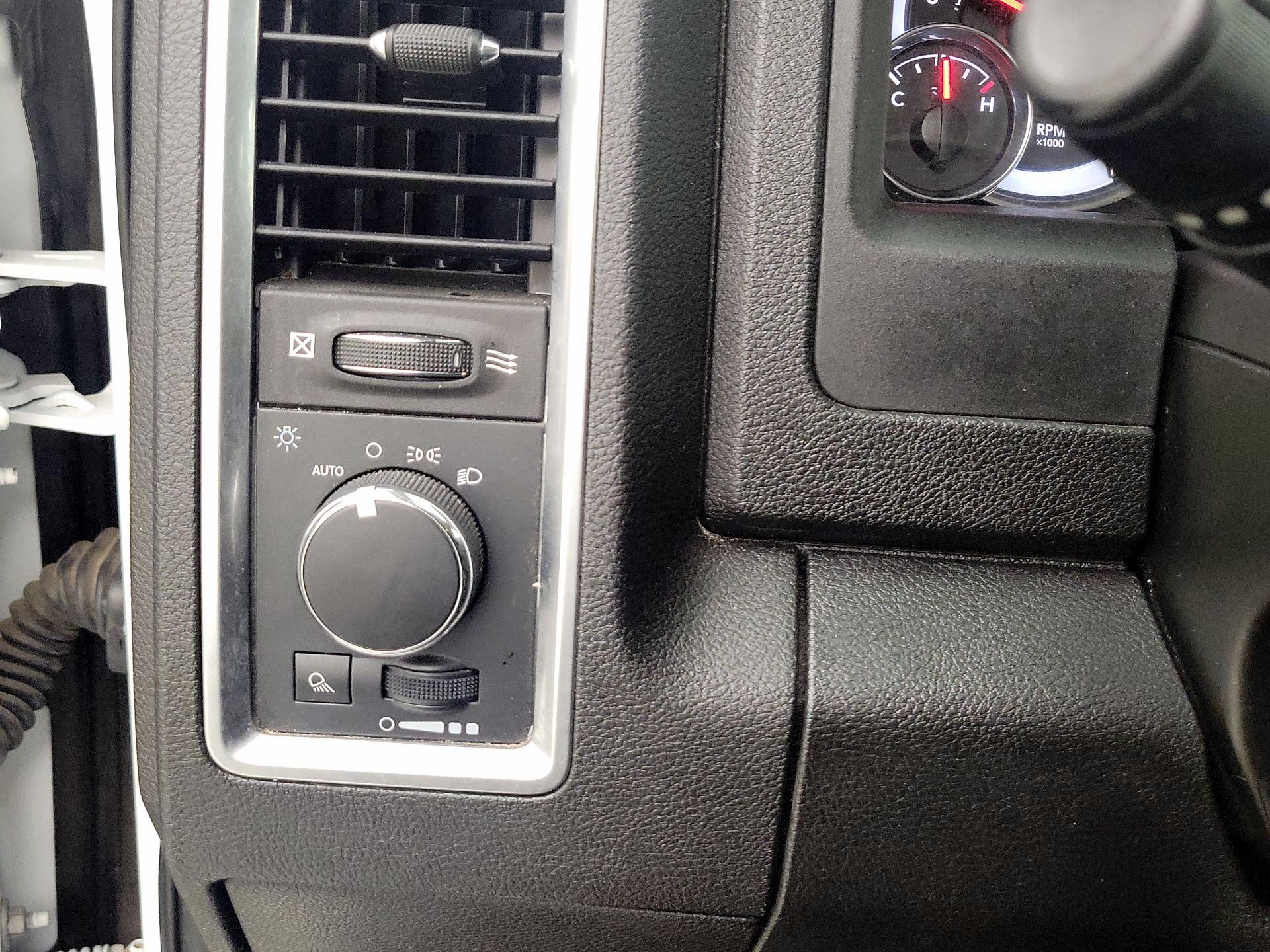 Thumbnail: 2022 RAM 1500 Classic - 13