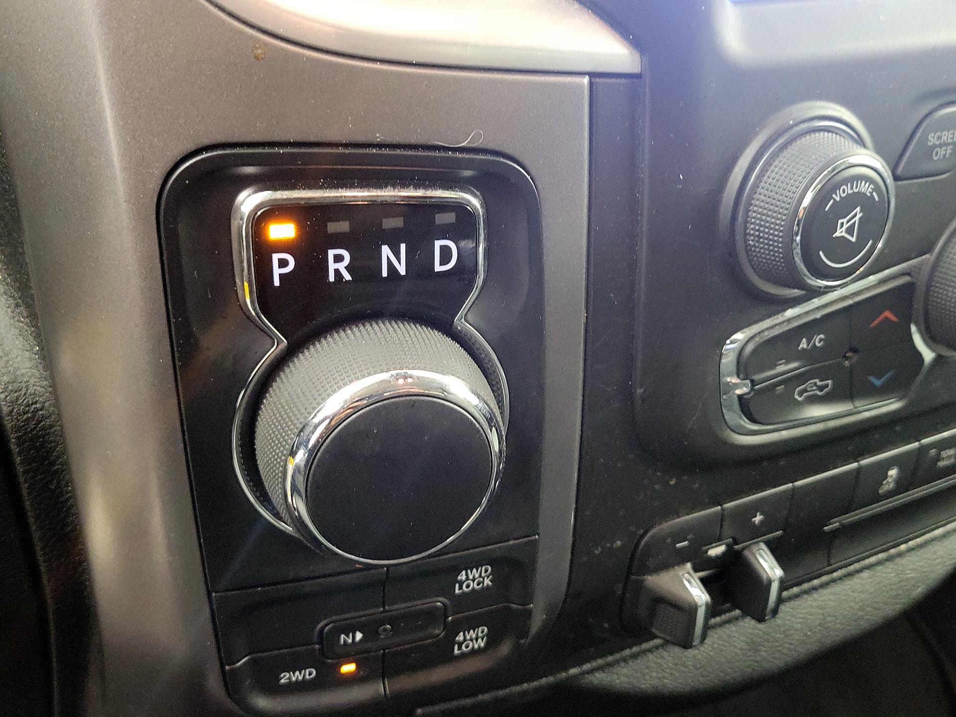 Thumbnail: 2022 RAM 1500 Classic - 17
