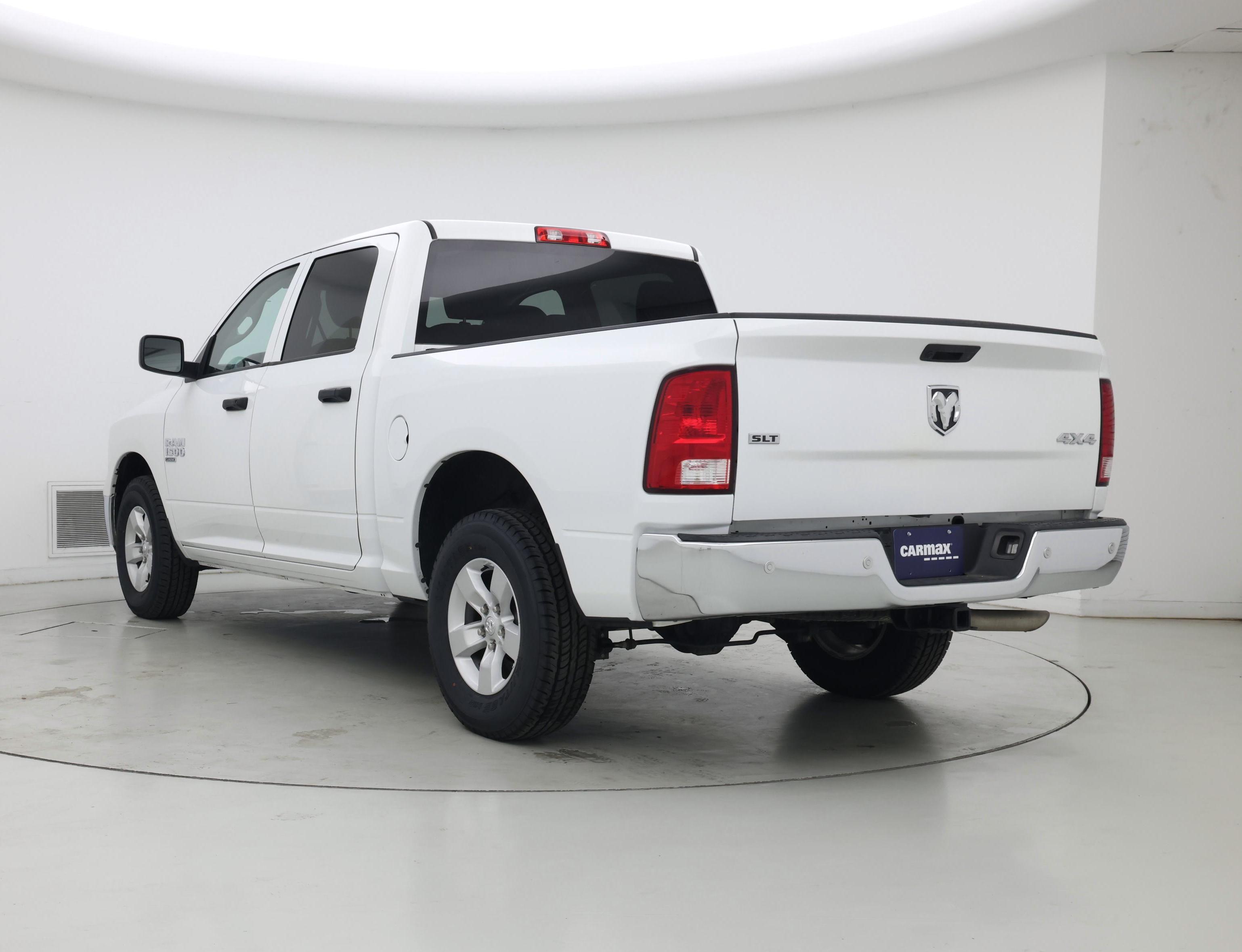 Thumbnail: 2022 RAM 1500 Classic - 2
