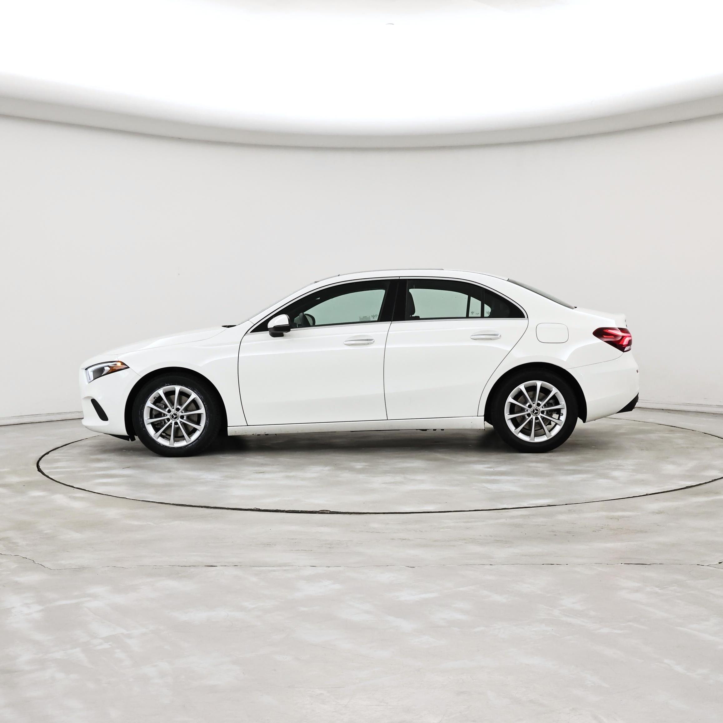 Thumbnail: 2022 Mercedes-Benz A-Class - 3