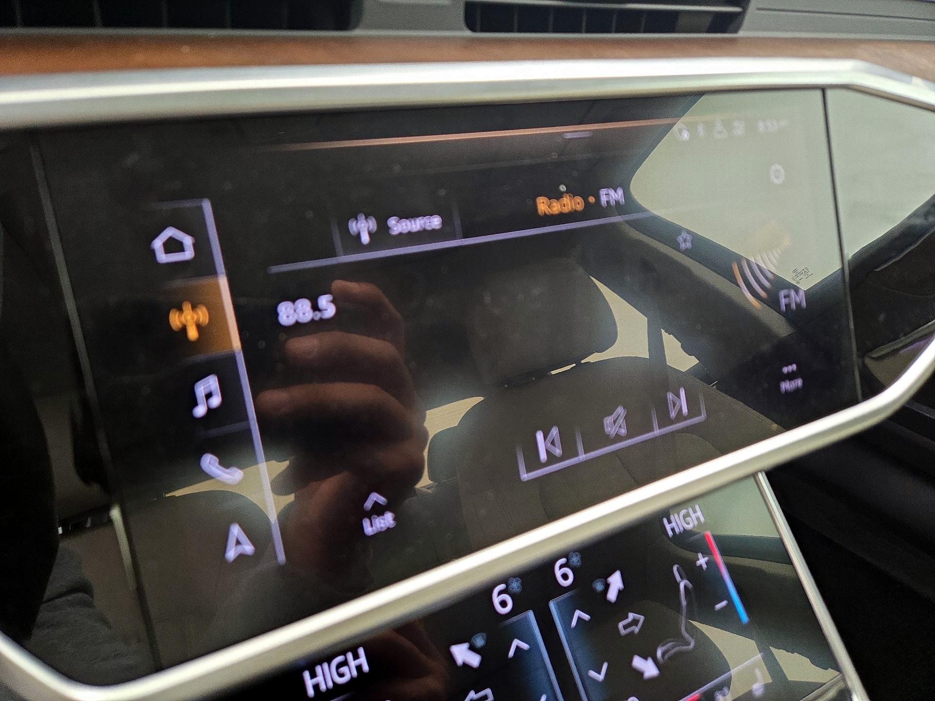 Thumbnail: 2020 Audi A6 - 16