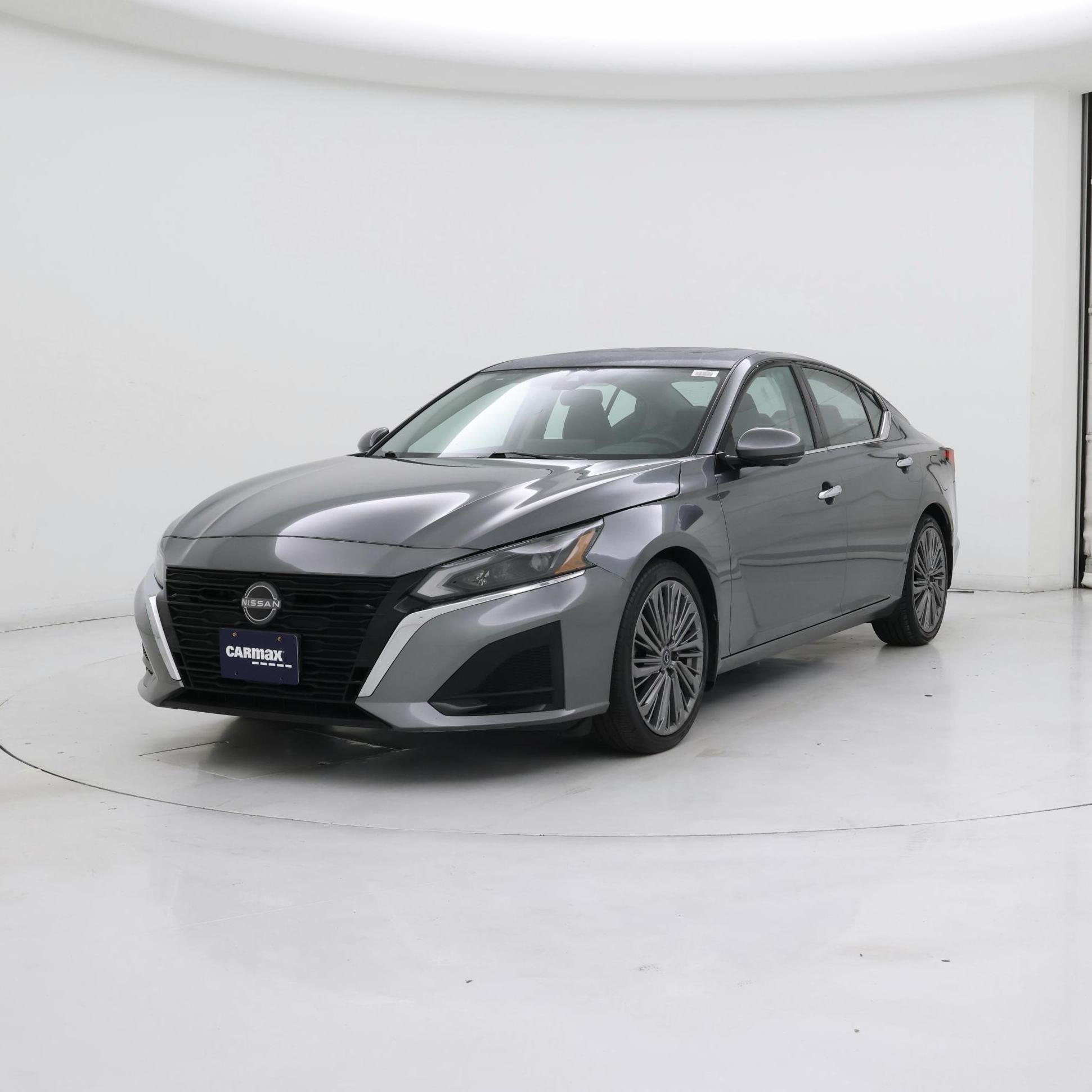 Thumbnail: 2023 Nissan Altima - 4