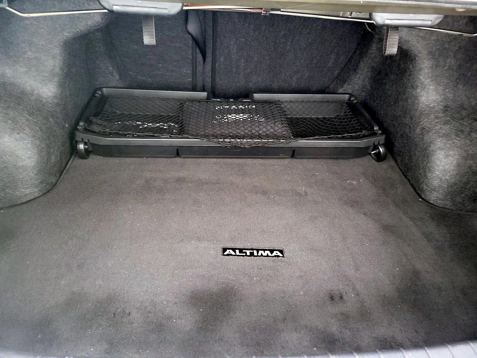 Thumbnail: 2023 Nissan Altima - 20