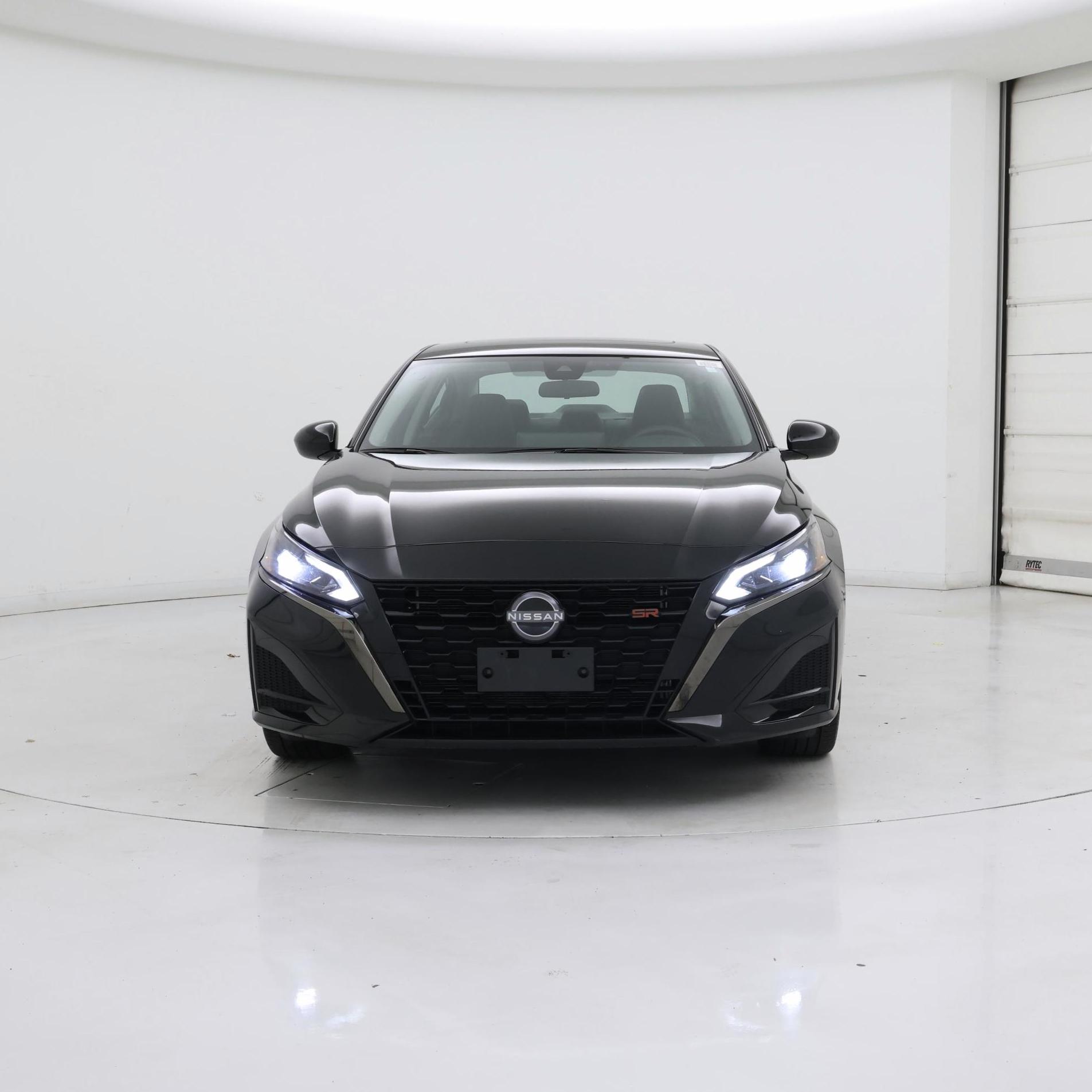 Thumbnail: 2023 Nissan Altima - 5