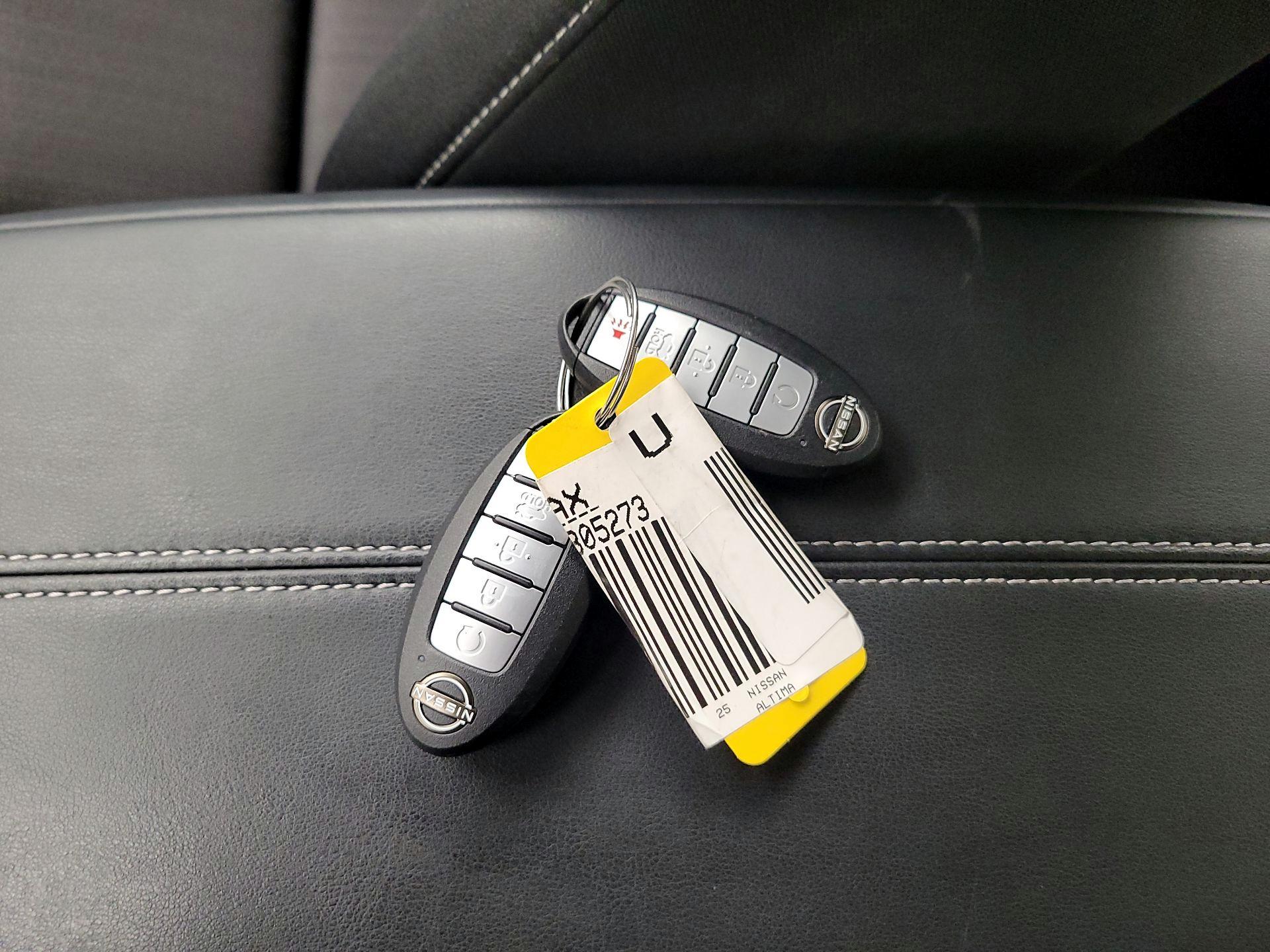 Thumbnail: 2025 Nissan Altima - 20