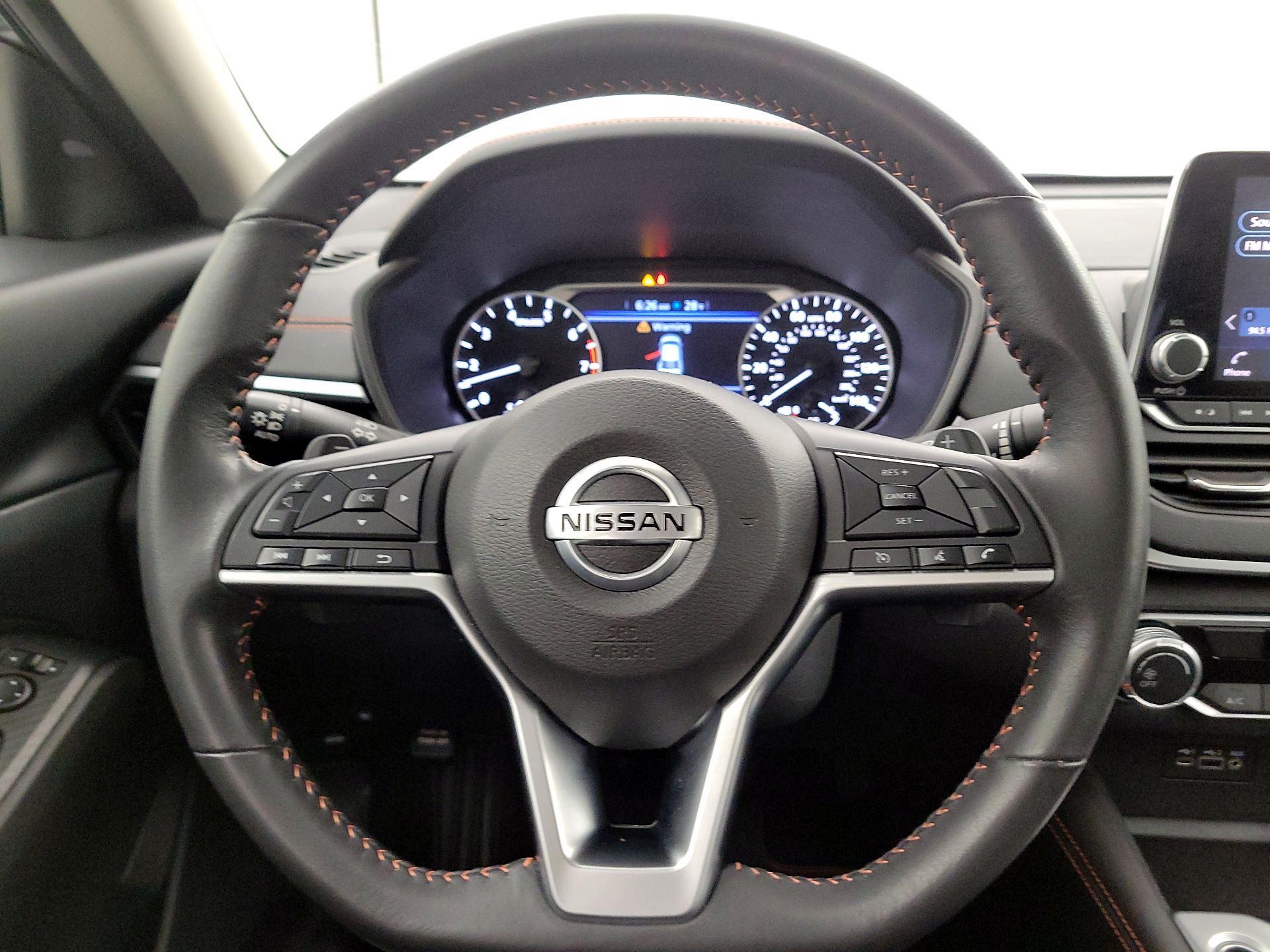 Thumbnail: 2022 Nissan Altima - 10